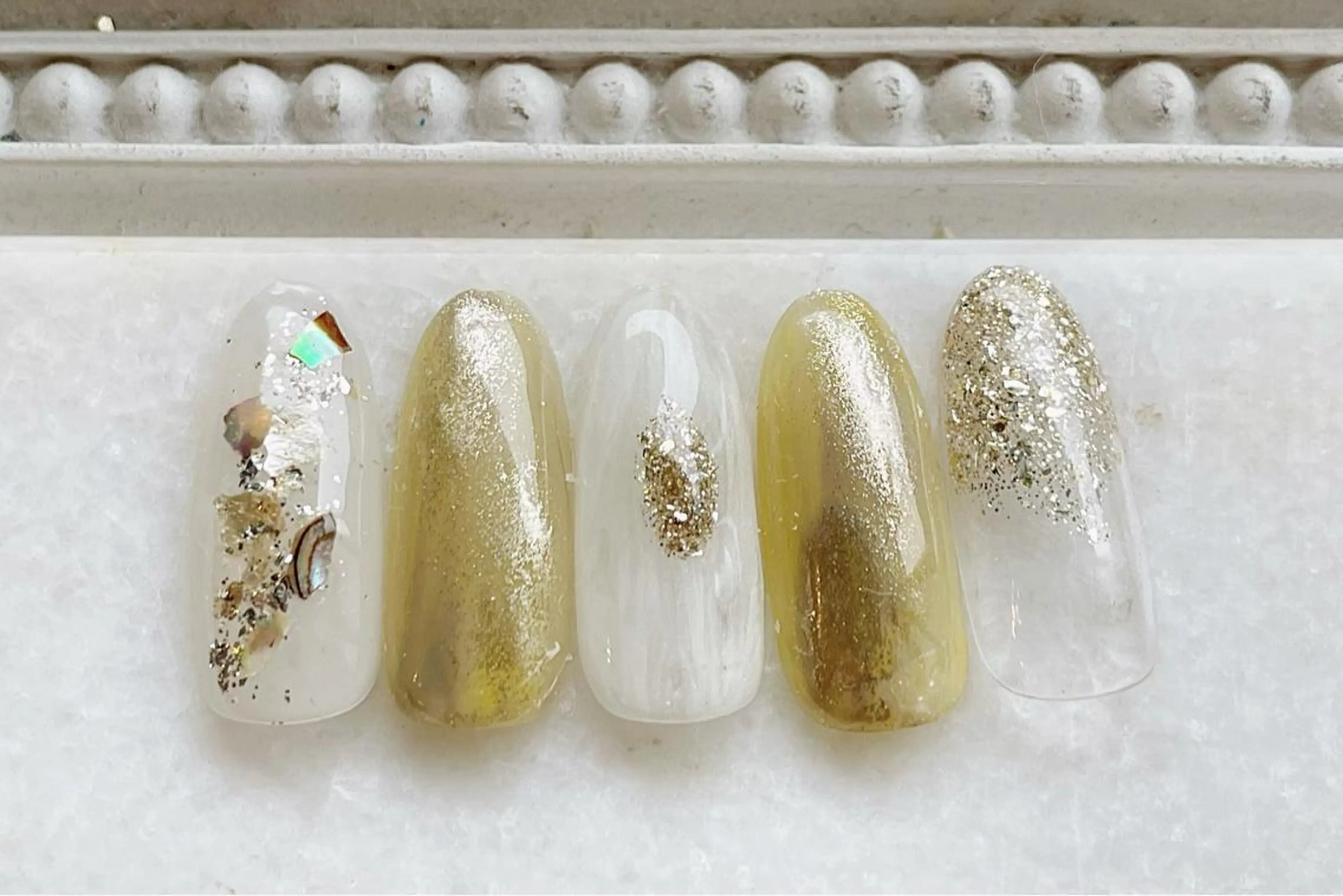 ネイル ジェルネイル ミラーネイル ニュアンスネイル パラジェル ハンドネイル Satomi  のネイルデザイン