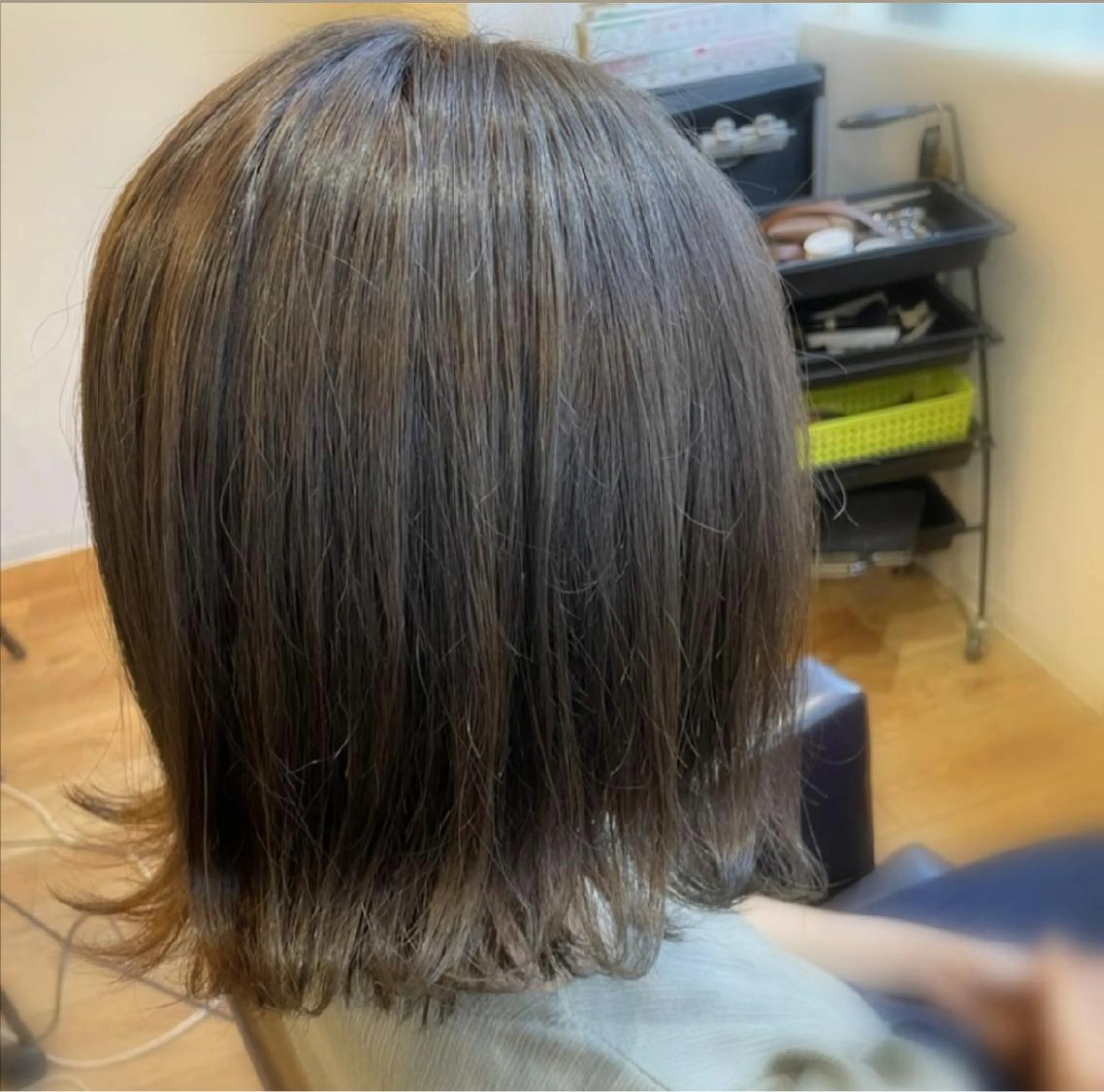 ミディアム カラー 人見知りさんでも安心 奥田 里佳子のヘアスタイル