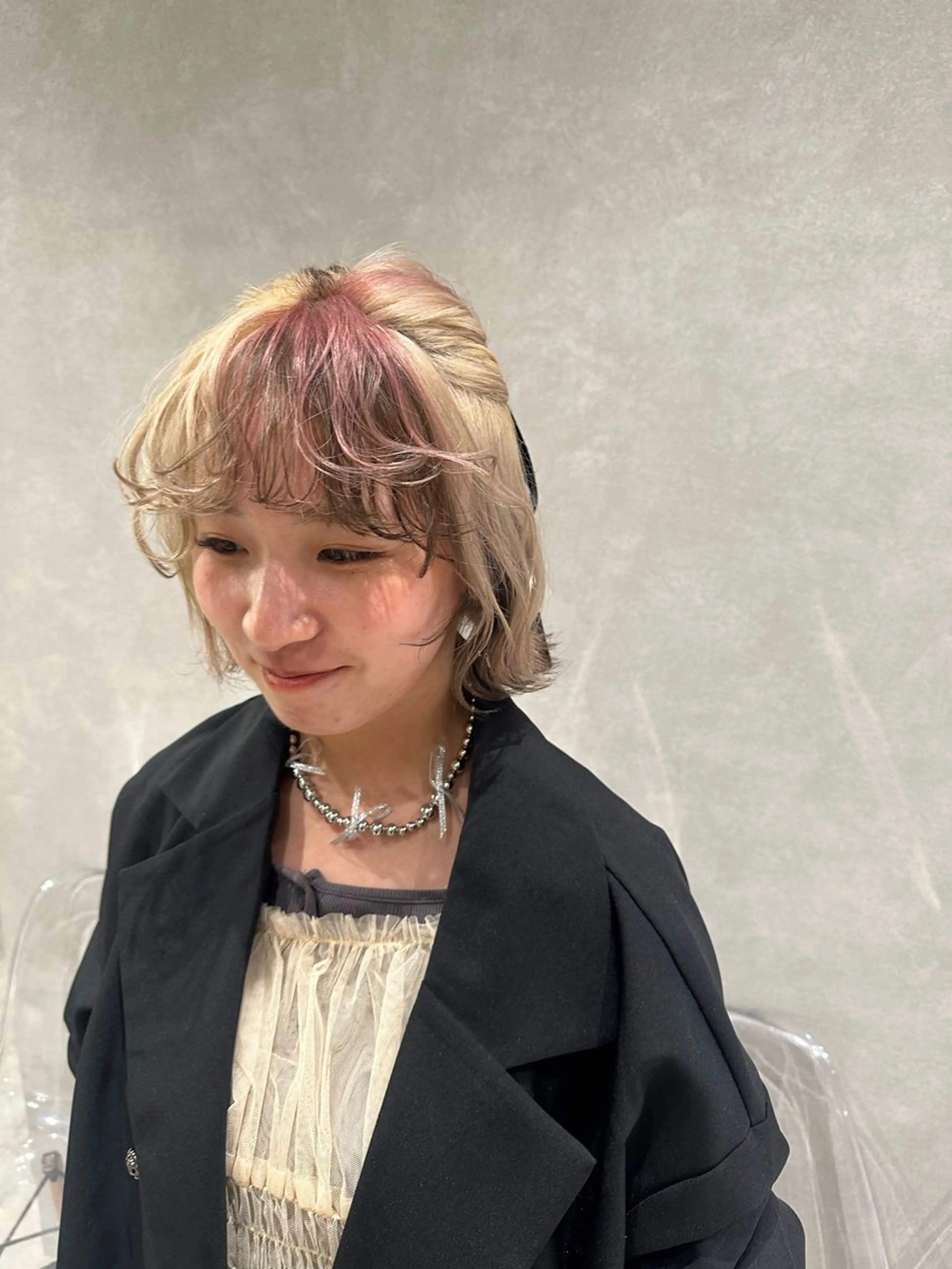 ミディアム カラー regalo 森重ユウのヘアスタイル