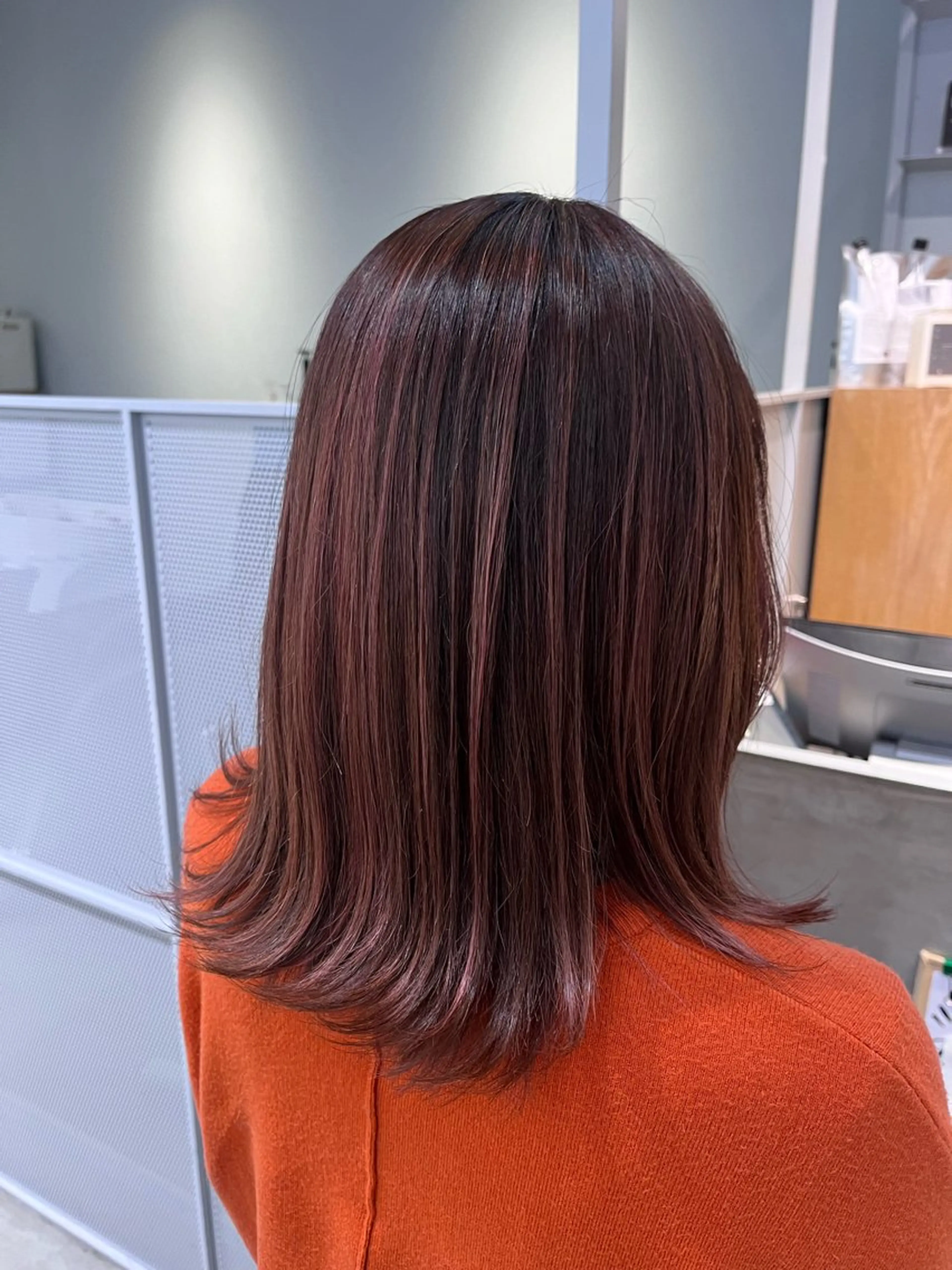 ミディアム カラー ベージュカラー ハイライトカラー ピンクカラー ハイライト ✴︎ミツマ ハルナ✴︎のヘアスタイル