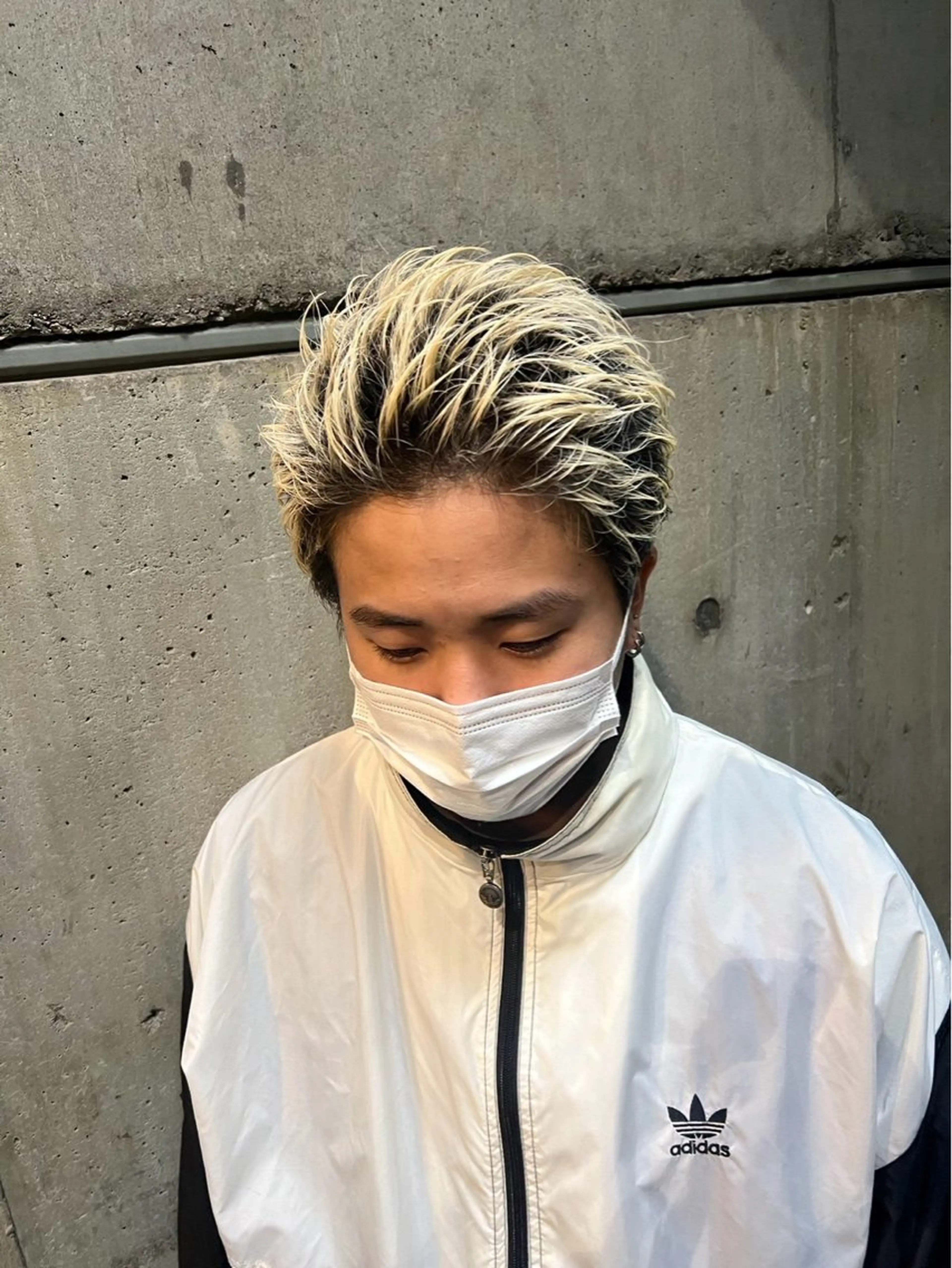 ショート カラー メンズ 五十嵐 圭音のヘアスタイル