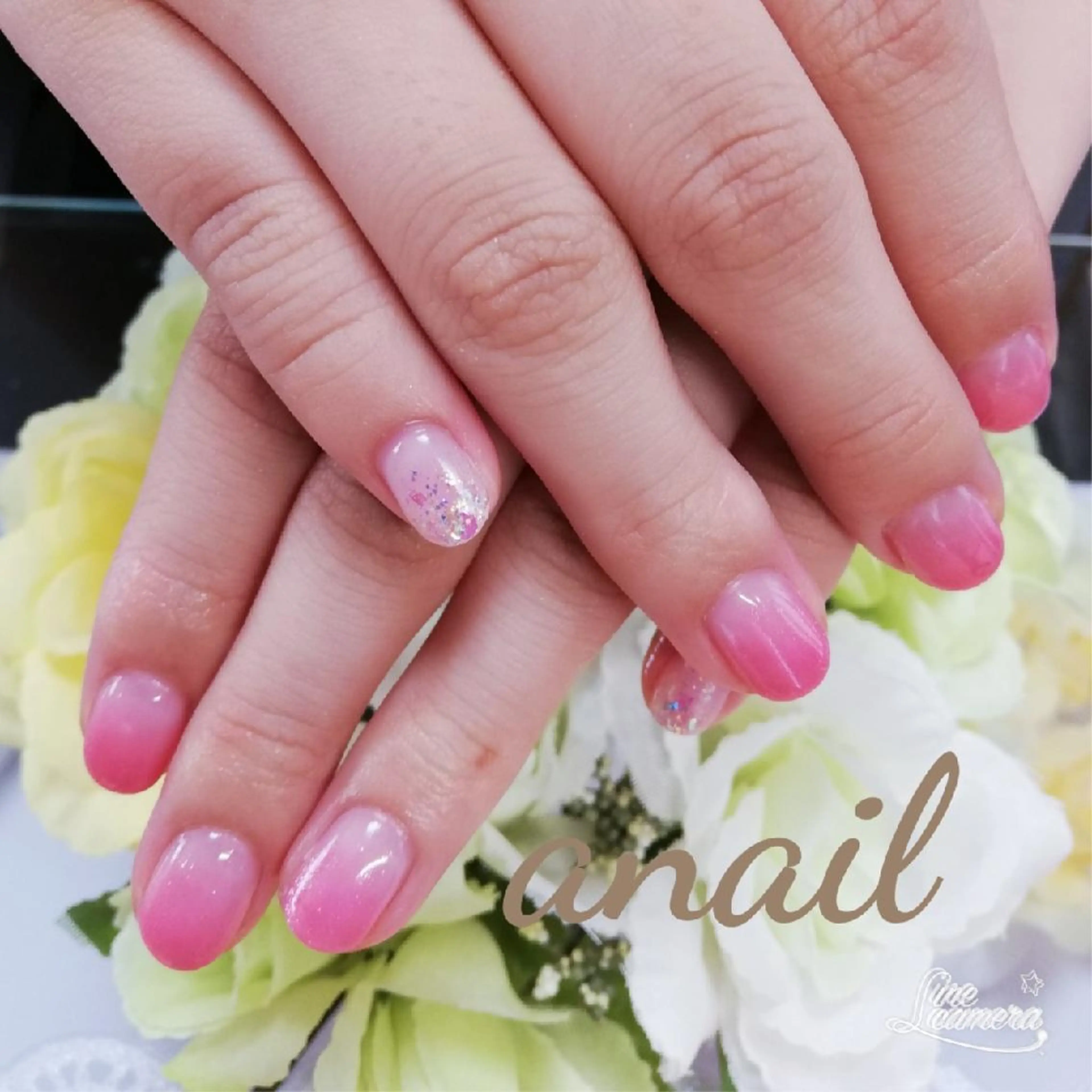 ネイル オーロラネイル グラデーション ラメ(グリッター) ワンカラーネイル ピンク ネイルサロン エーネイルのネイルデザイン