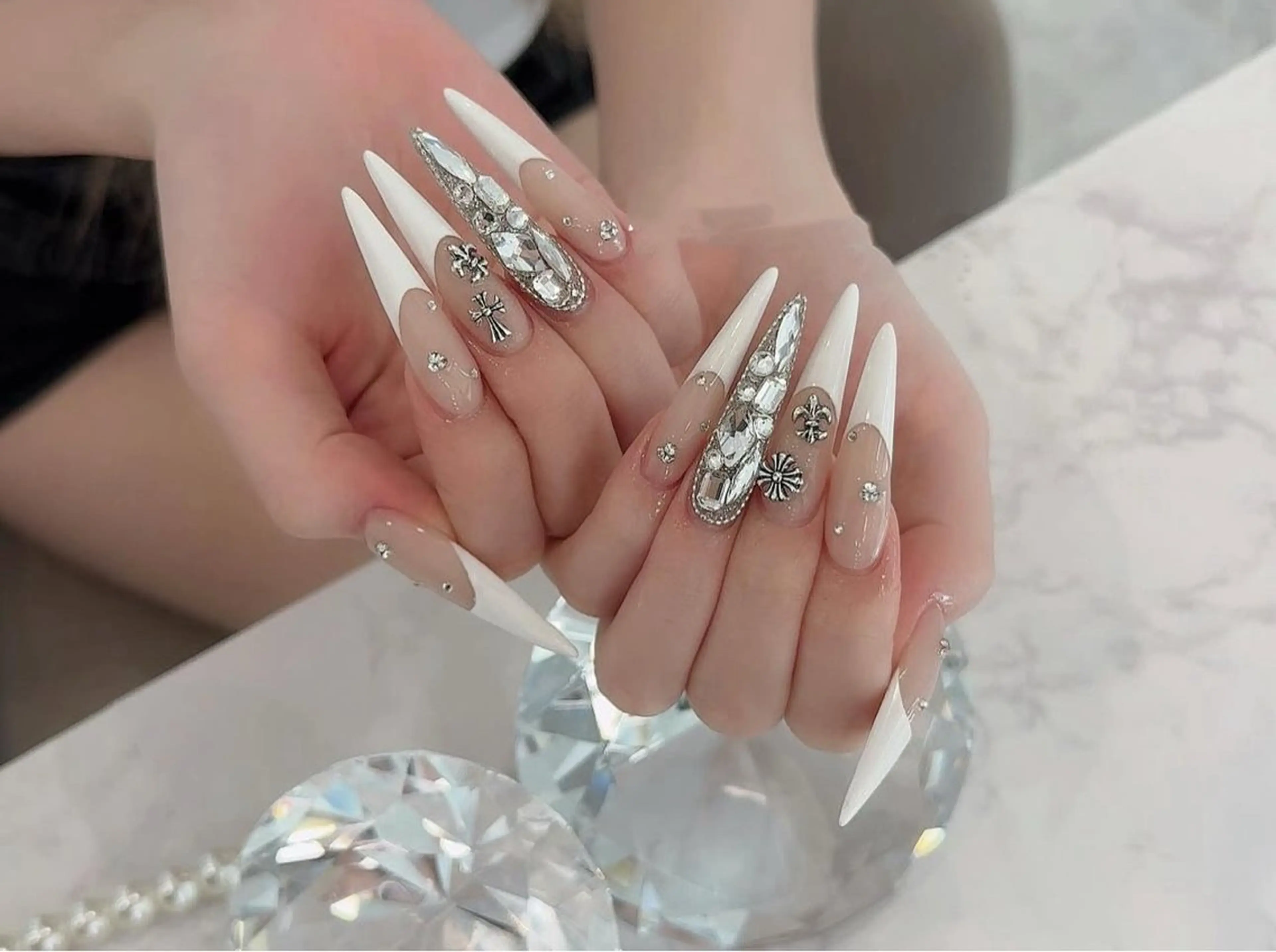ネイル ハンドネイル ドリスネイルサロン所属・Doris Nail Salonのネイルデザイン