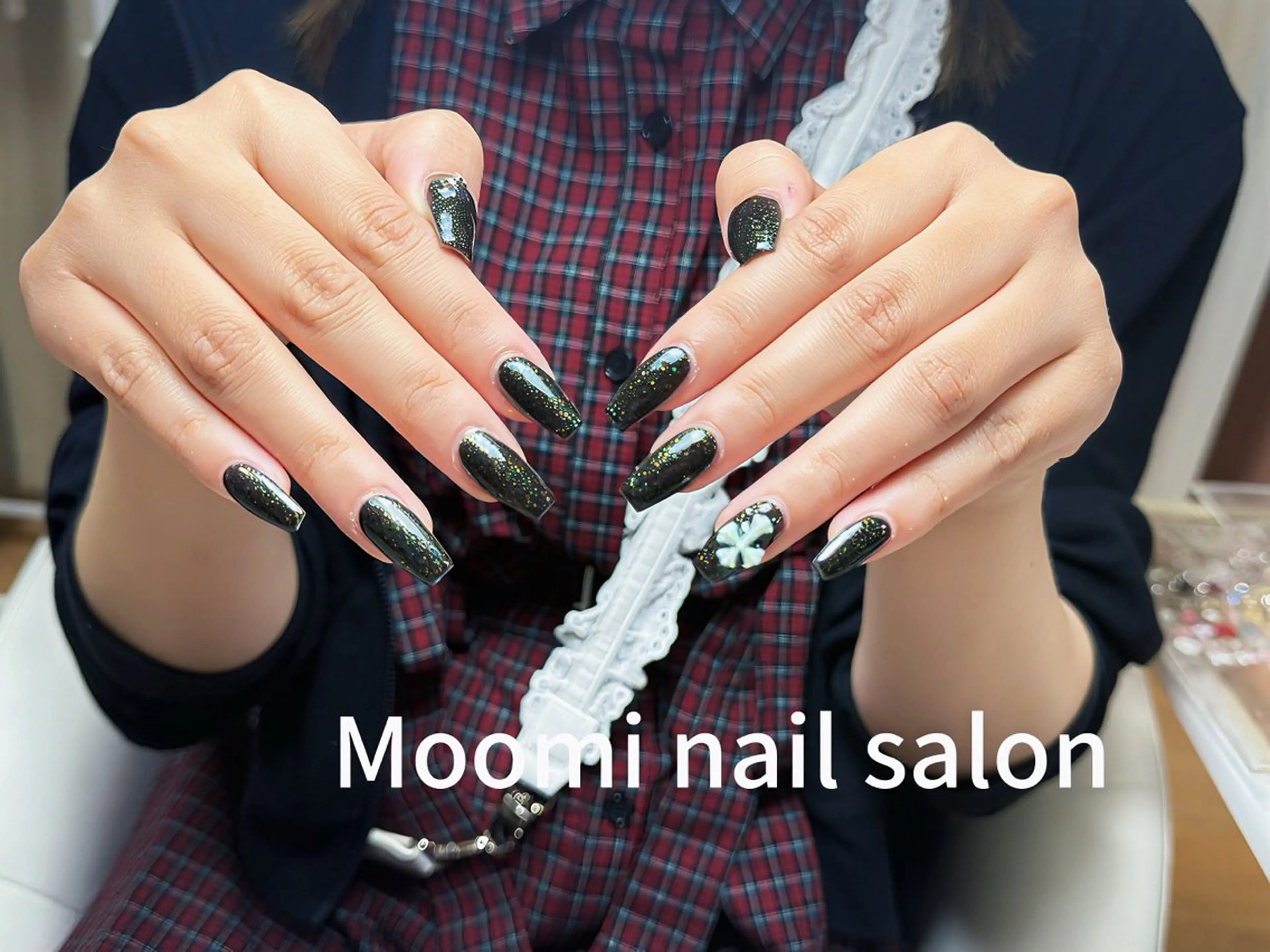 ロング ハンドネイル moomi nail スカルプ専門のネイルデザイン