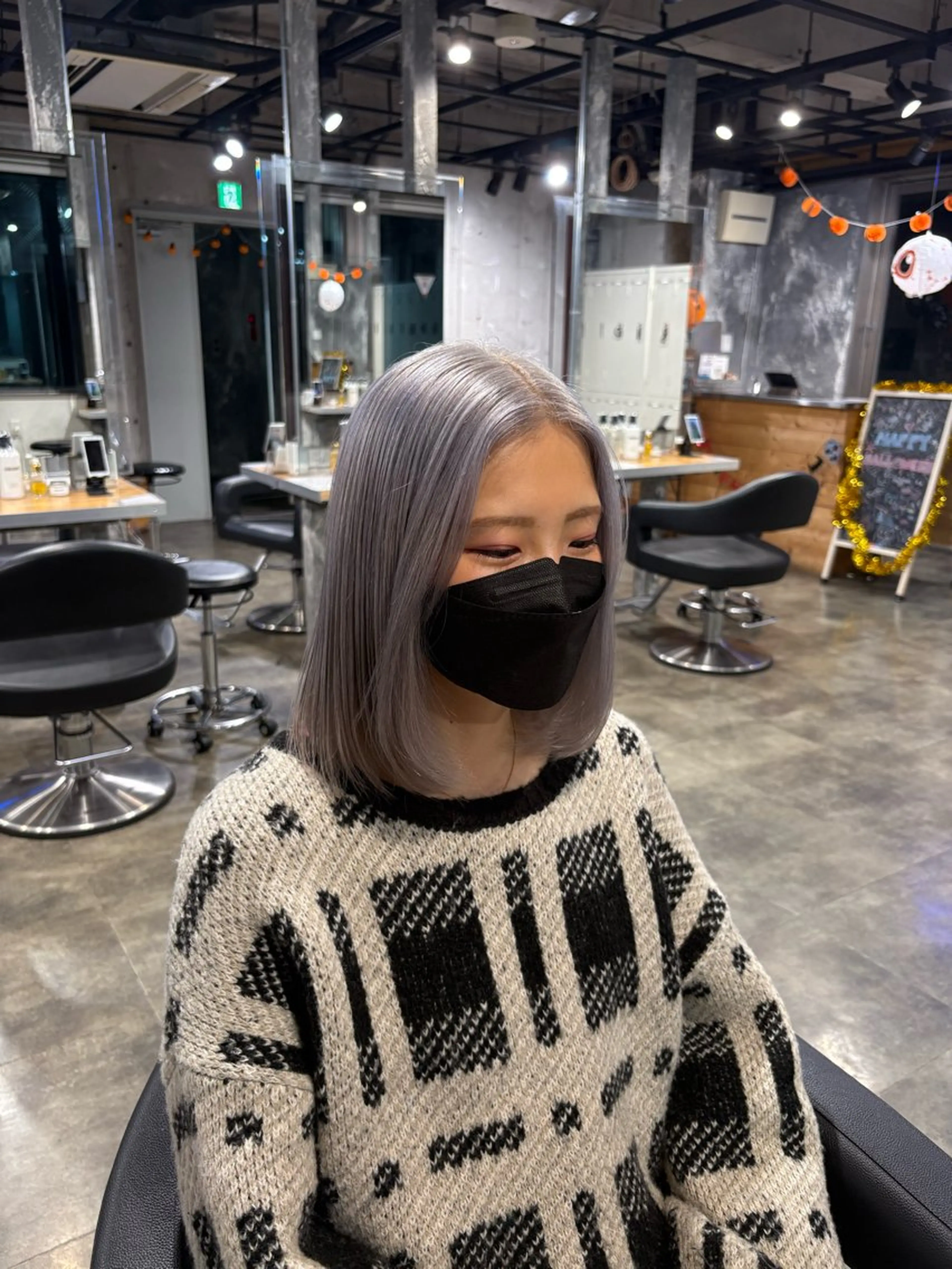 ミディアム カラー ヘアカラー ハイトーンブロンド 横浜💞ミオのヘアスタイル