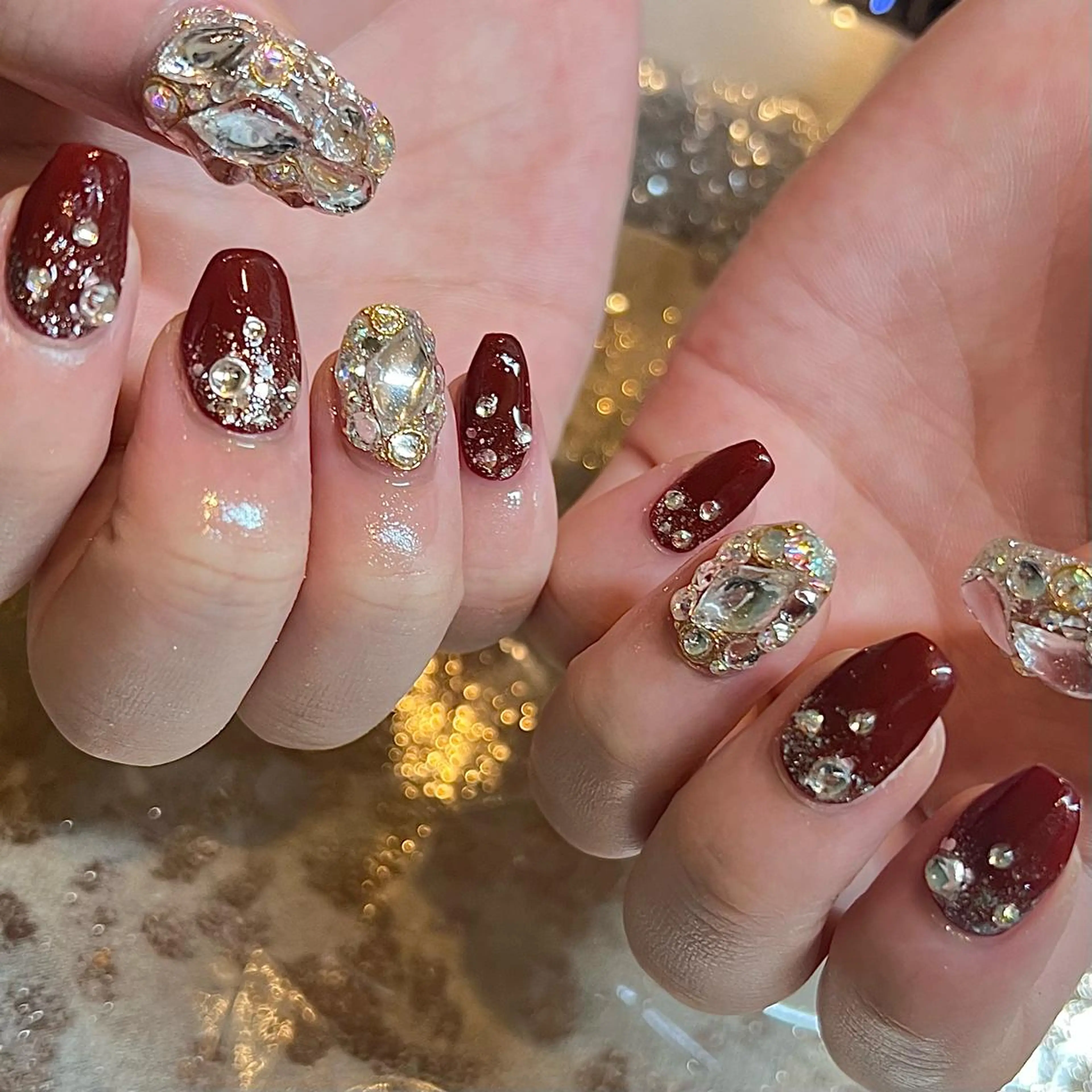 ショート ネイル クリスマス 冬ネイル クリスマス ハンドネイル H🌺 NAILのネイルデザイン
