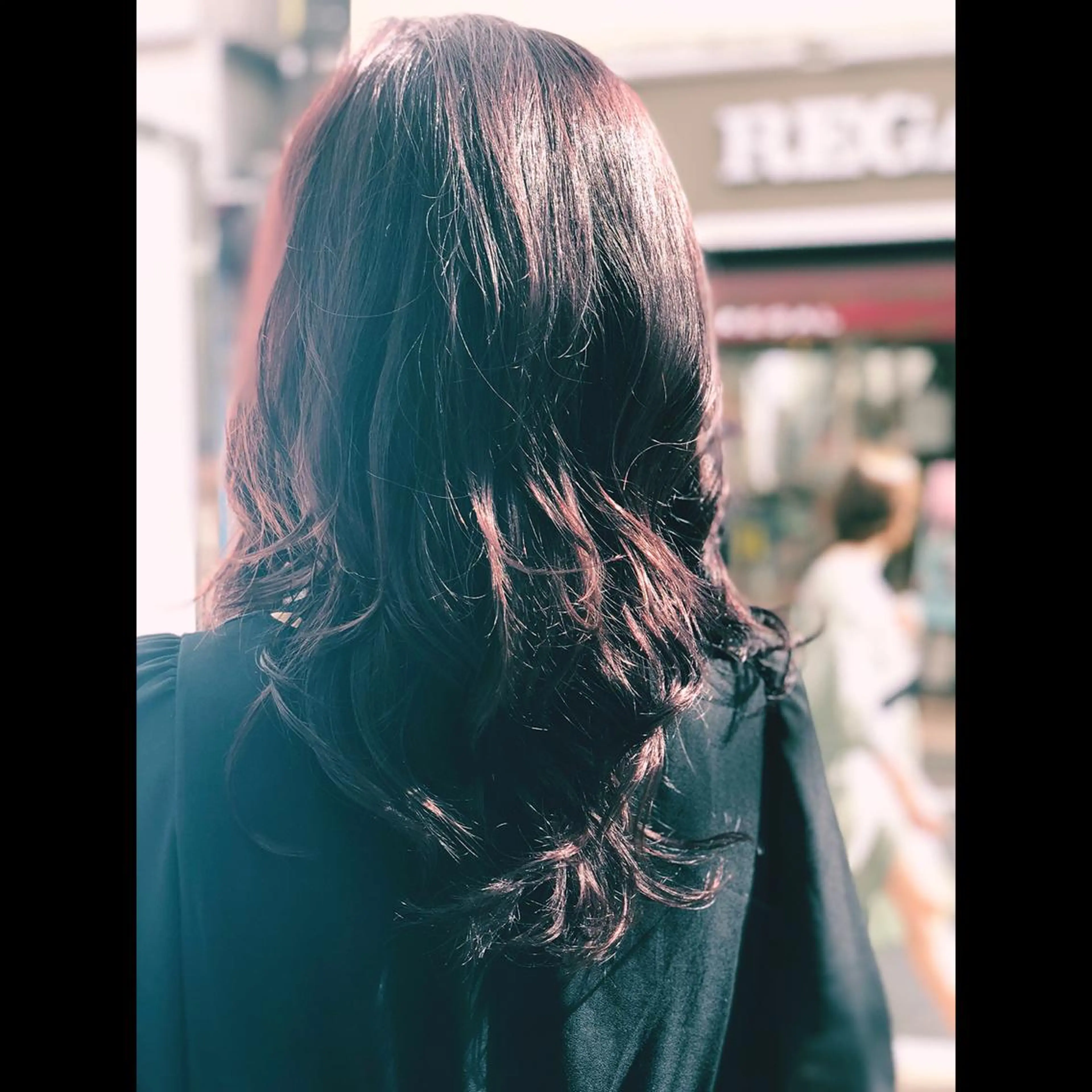セミロング カラー アッシュ バイオレットカラー kawabe maikoのヘアスタイル