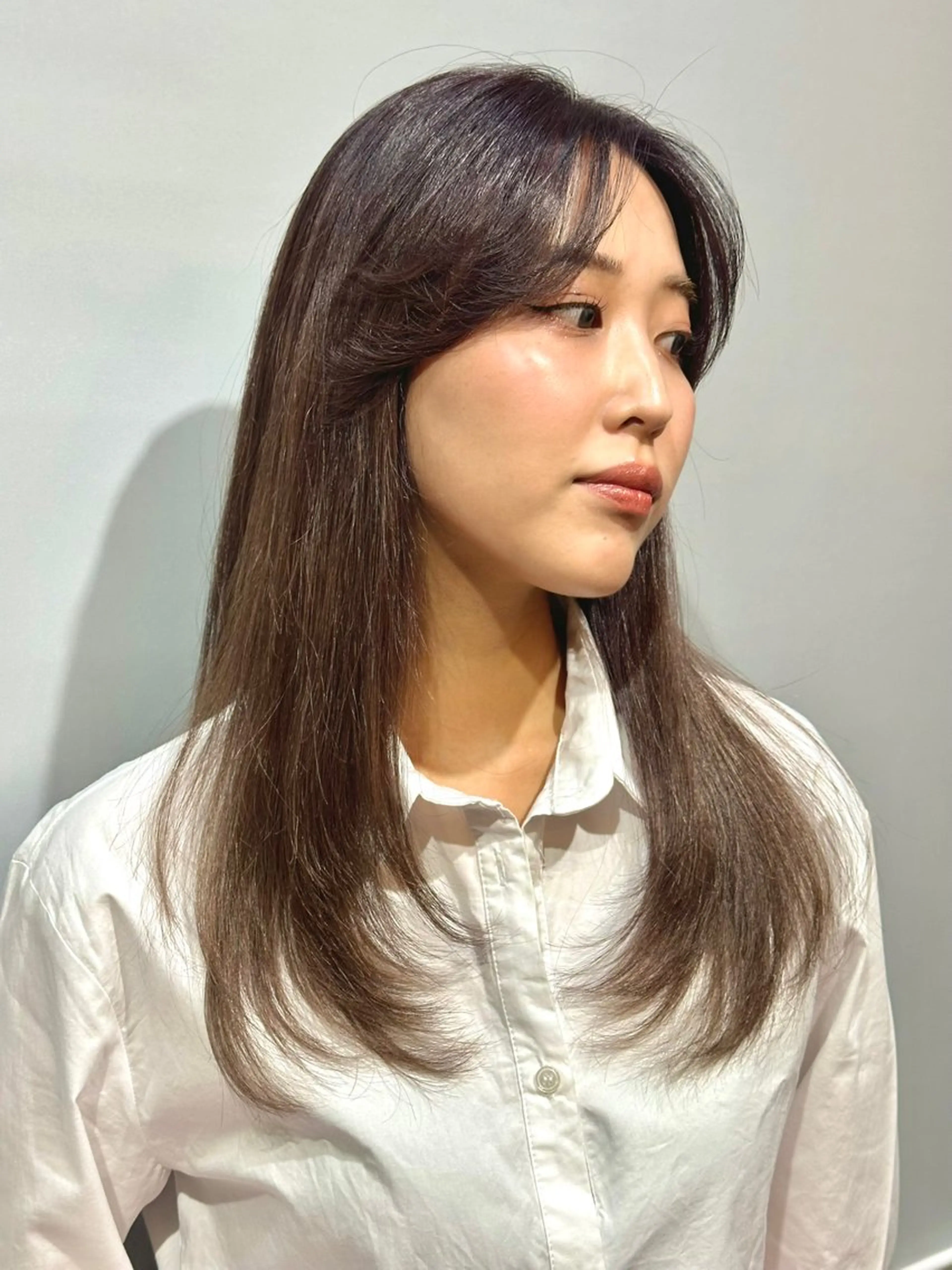 セミロング ヘアカラー ✂︎cadre✂︎ 🪶かまだれいし🪶のヘアスタイル