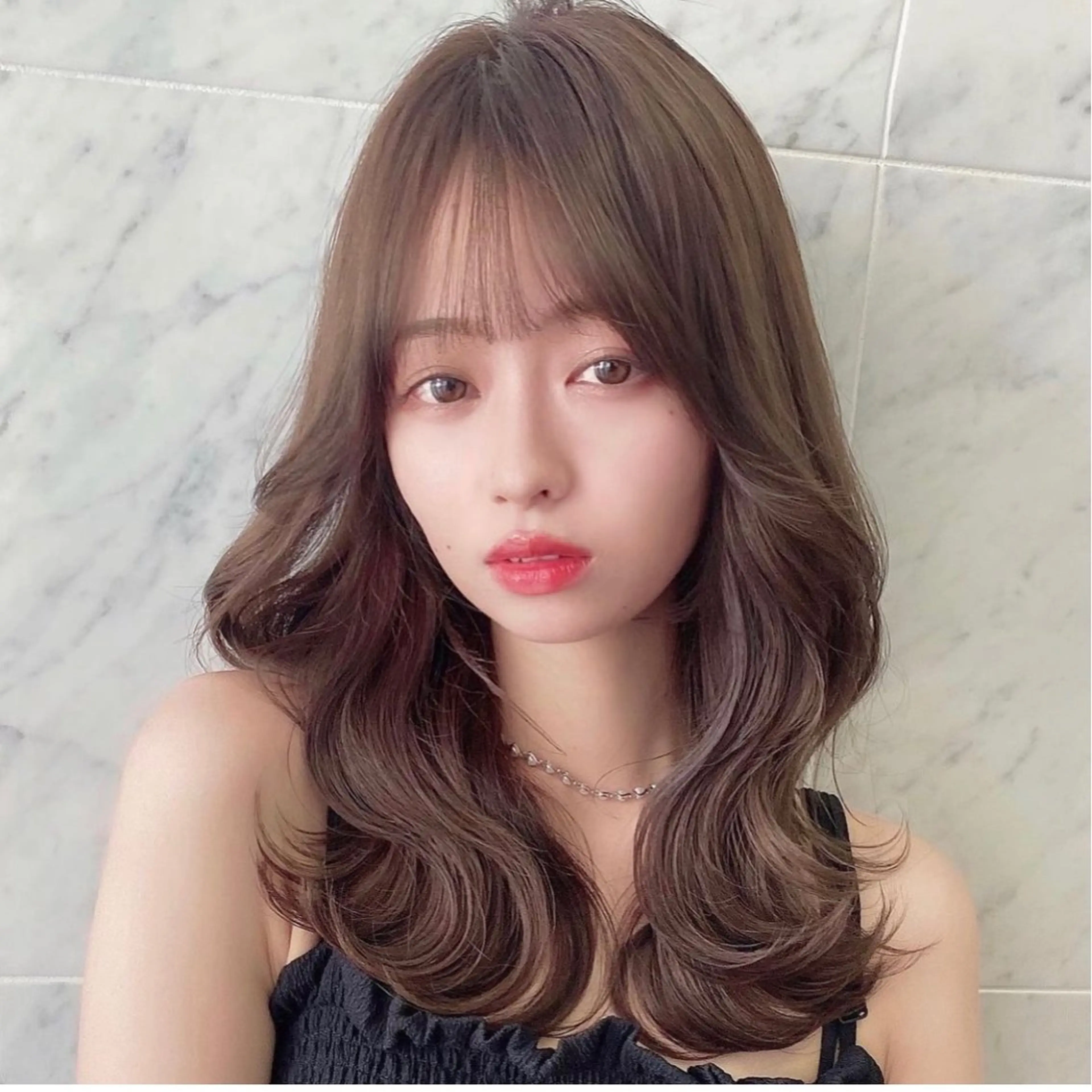 ロング ボブ ハイライト 髪質改善 韓国風ヘア 小顔カット ヘアカラー トリートメント 透明感カラー/カット 髪質改善/森栄範のヘアスタイル