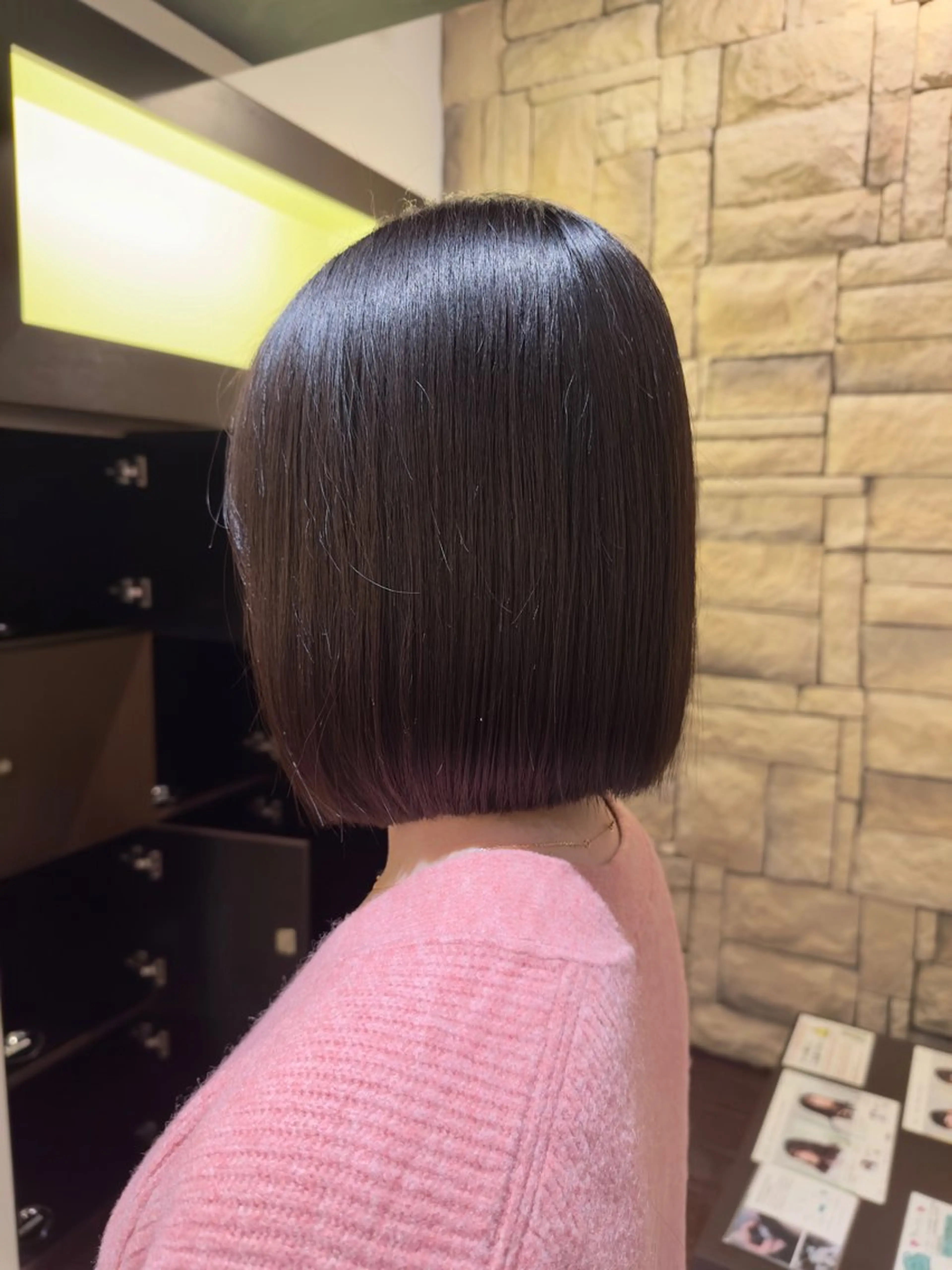 ショート 切りっぱなしボブ ボブ 外ハネヘア カット ヘアカラー ボブ/透明感カラー /髪質改善/しゅんやのヘアスタイル