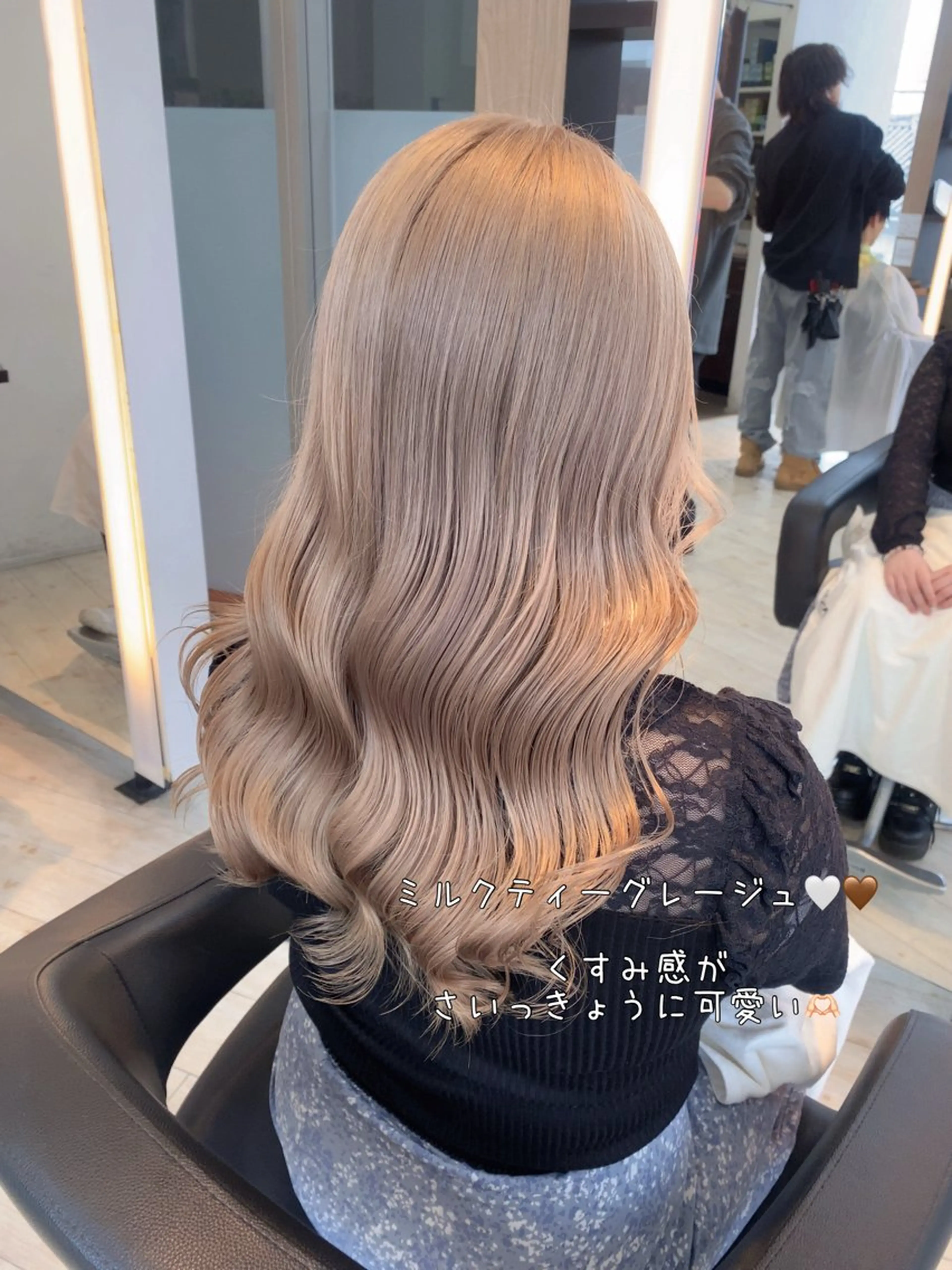 ロング カラー ヘアカラー トリートメント ブリーチ/髪質改善/ 透明感カラー/暖色のヘアスタイル