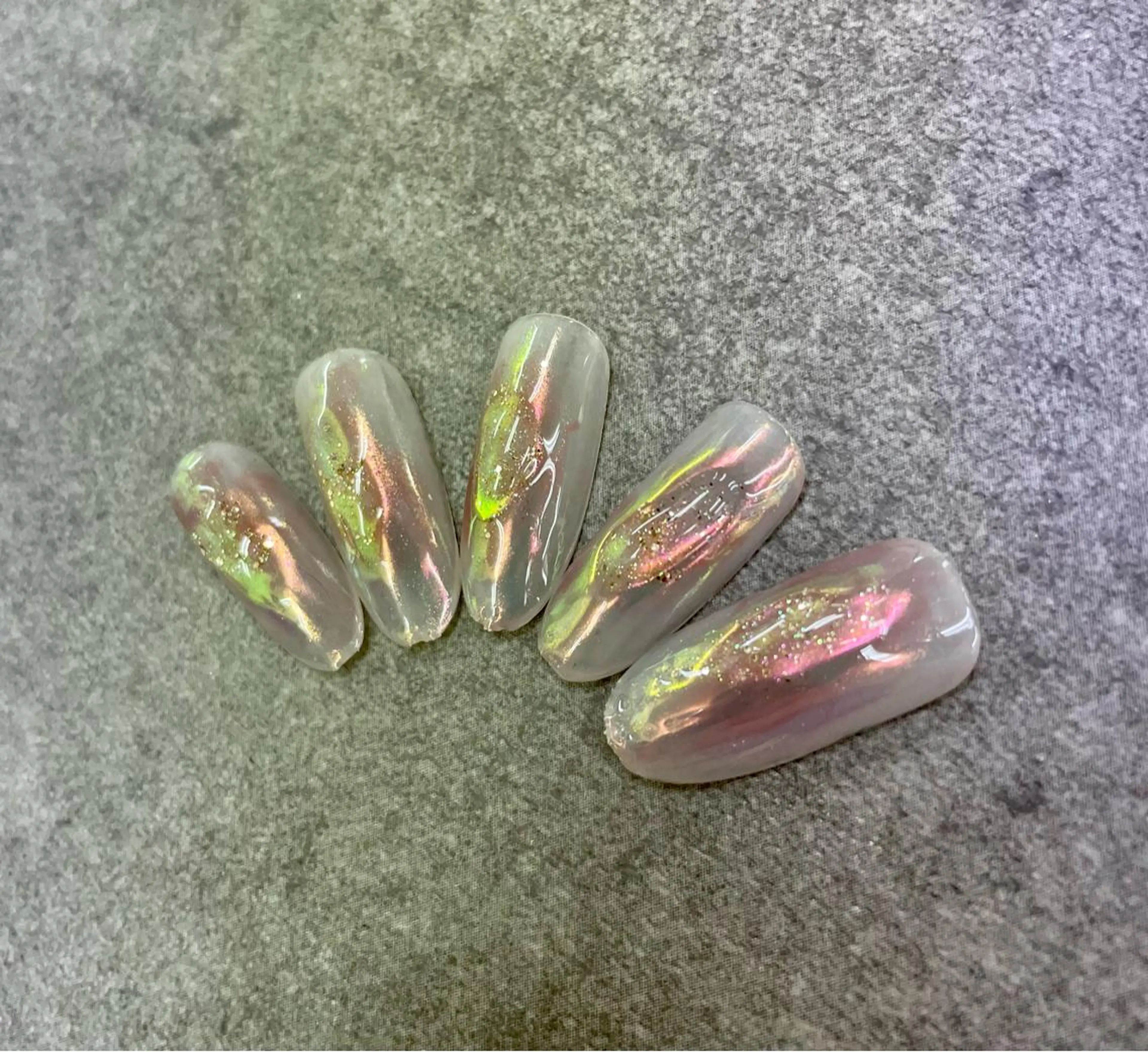 ネイル アートネイル オーロラネイル ニュアンスネイル eclat BEAUTY NAIL SALON所属・eclat 🍓Yoshidaのネイルデザイン