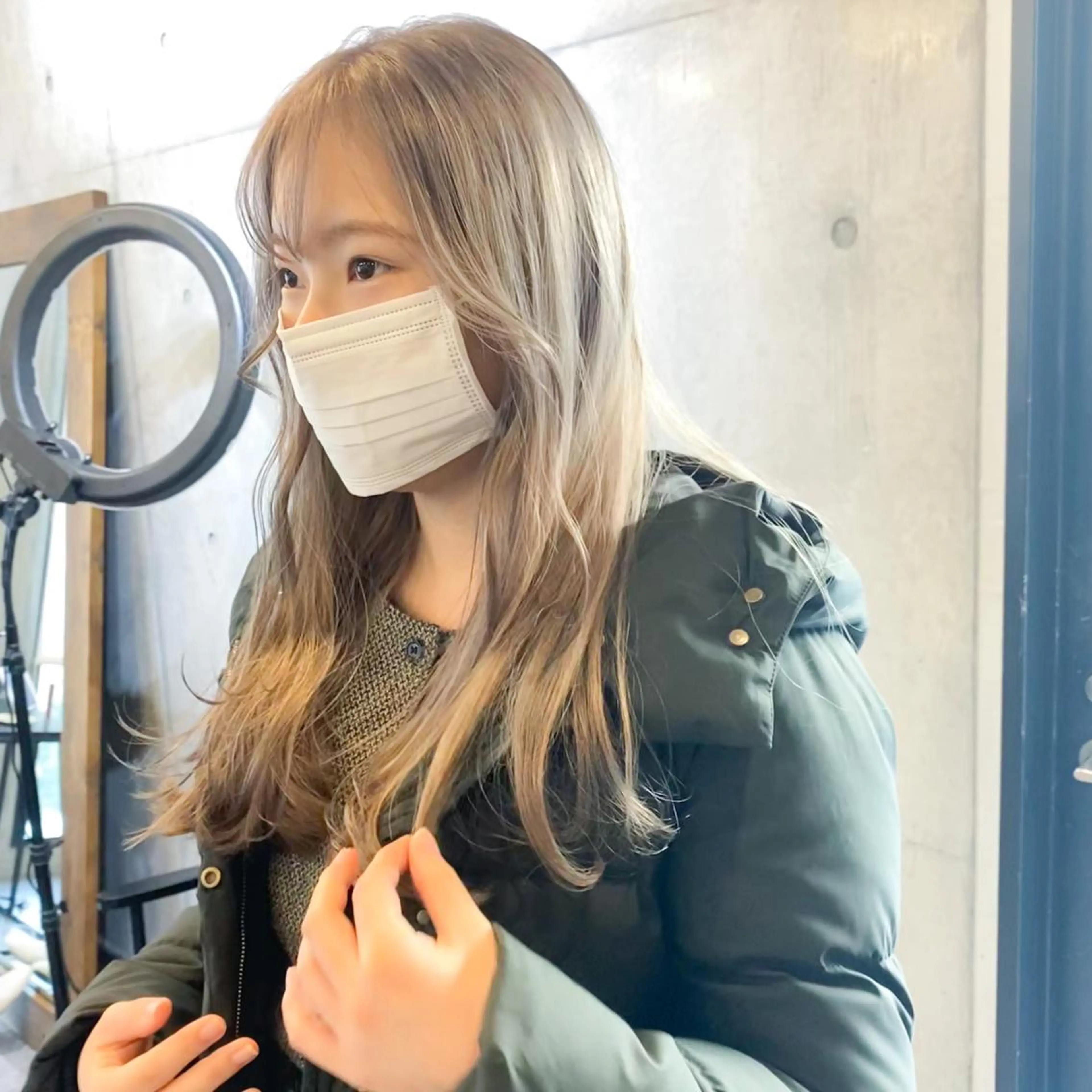 ロング 艶髪ブリーチ 永井竜也のヘアスタイル