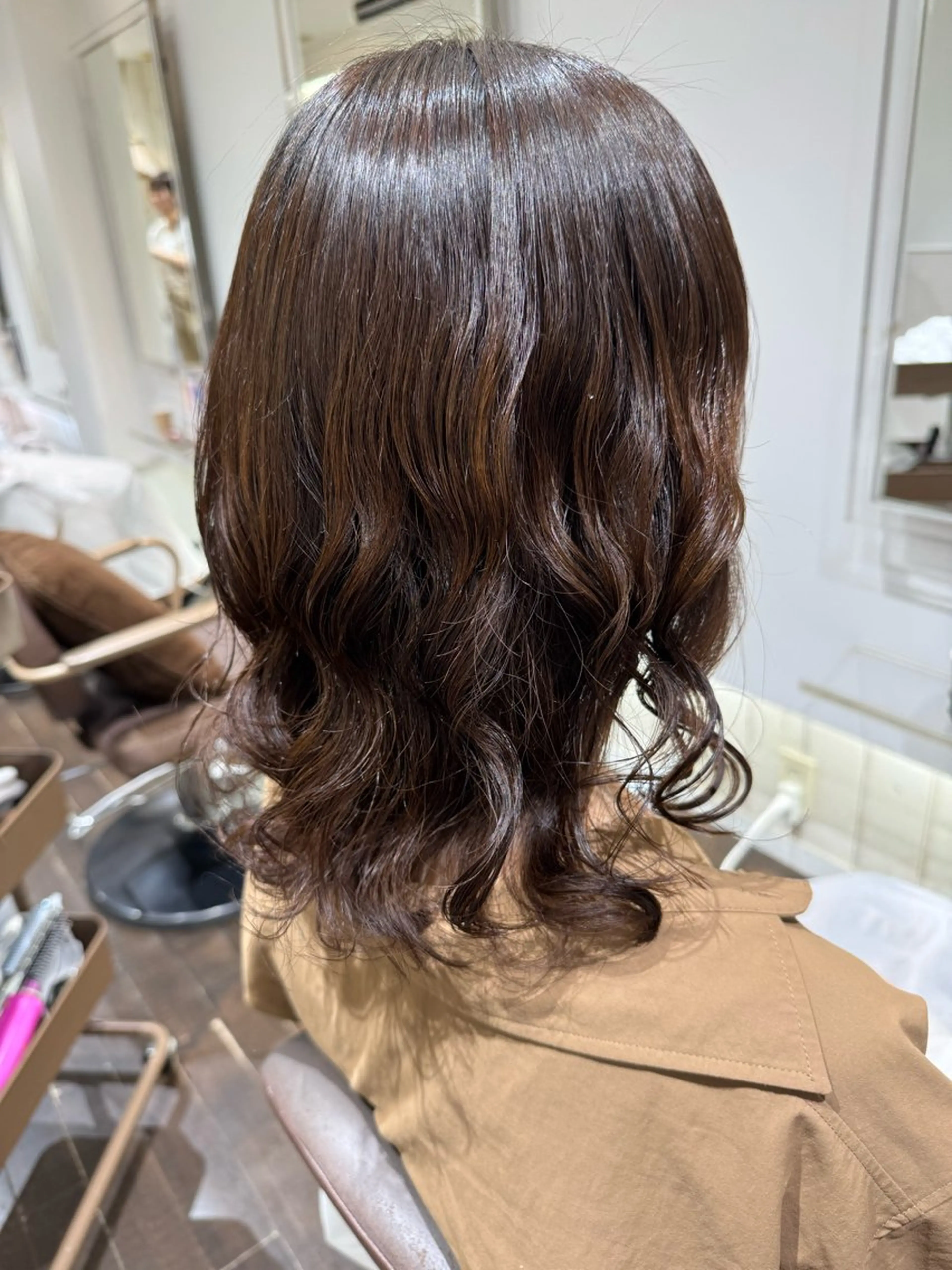 ミディアム パーマ カット パーマ GO TODAY シェアサロン 銀座Arc店所属・デジタルパーマ🫧 韓国風ヘア🫧サクラのヘアスタイル
