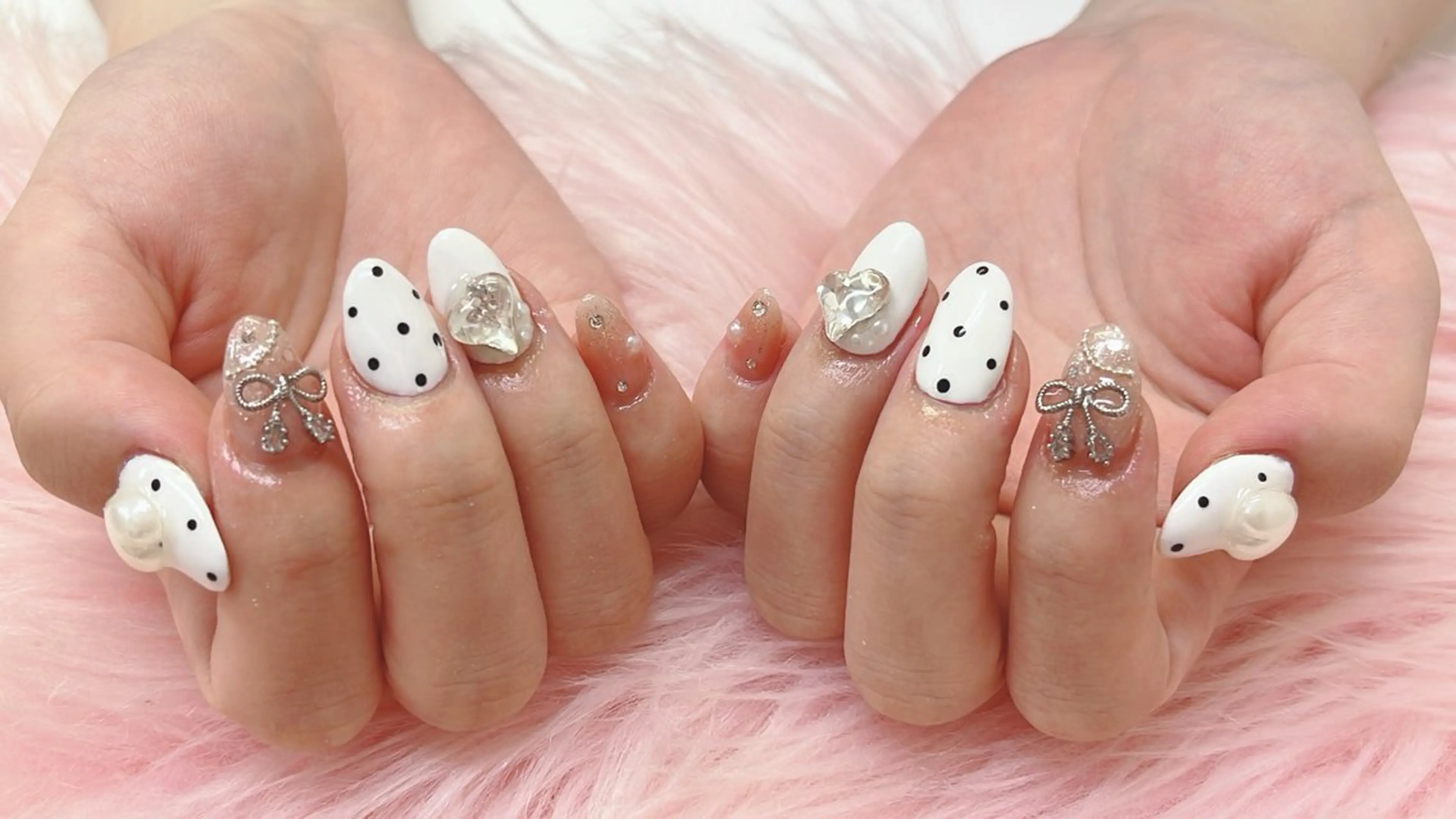 ネイル MIYA  nail&   eyelash所属・MIYA NAIL シシのネイルデザイン