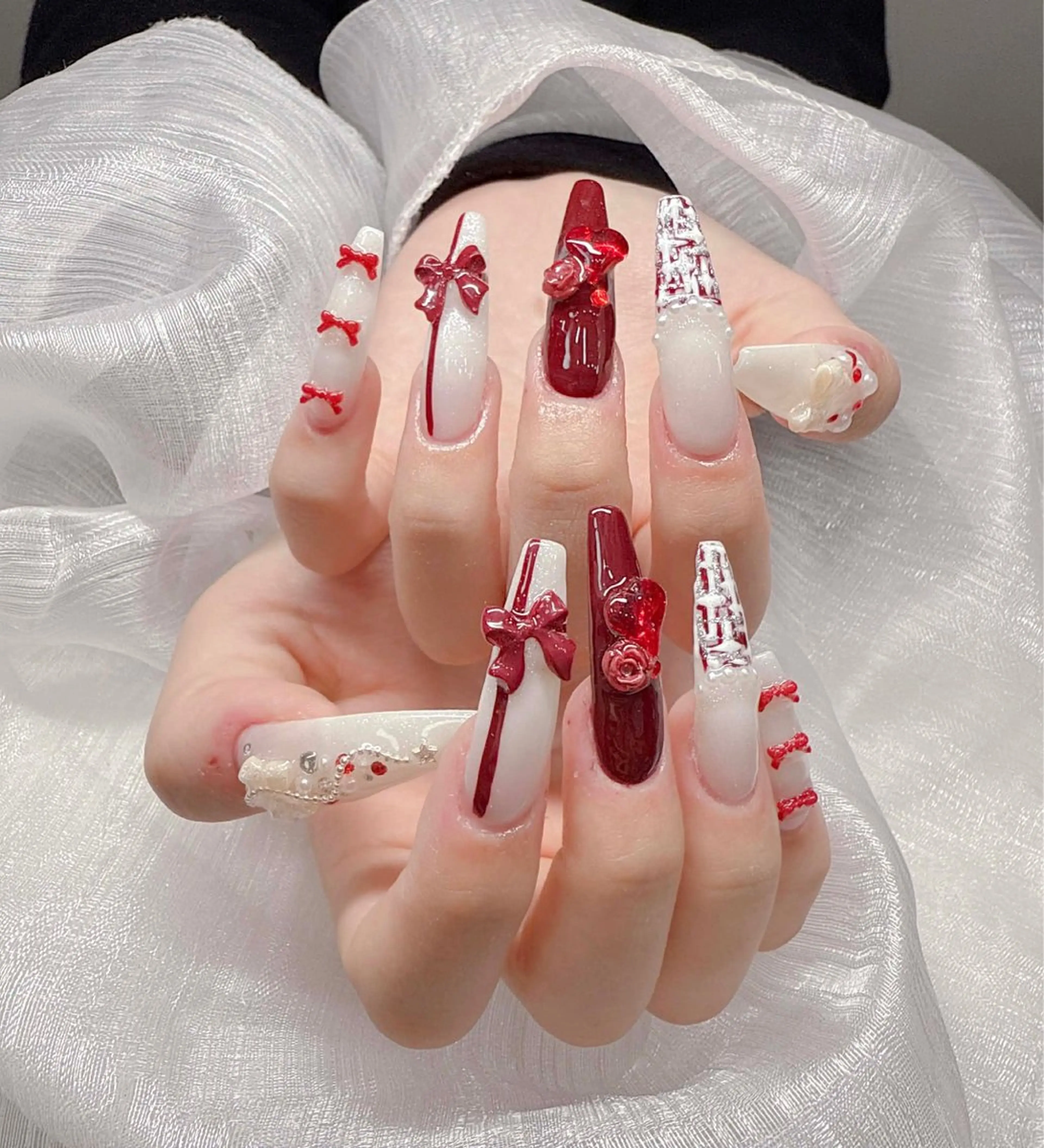ネイル ハンドネイル Lee Nailsのネイルデザイン
