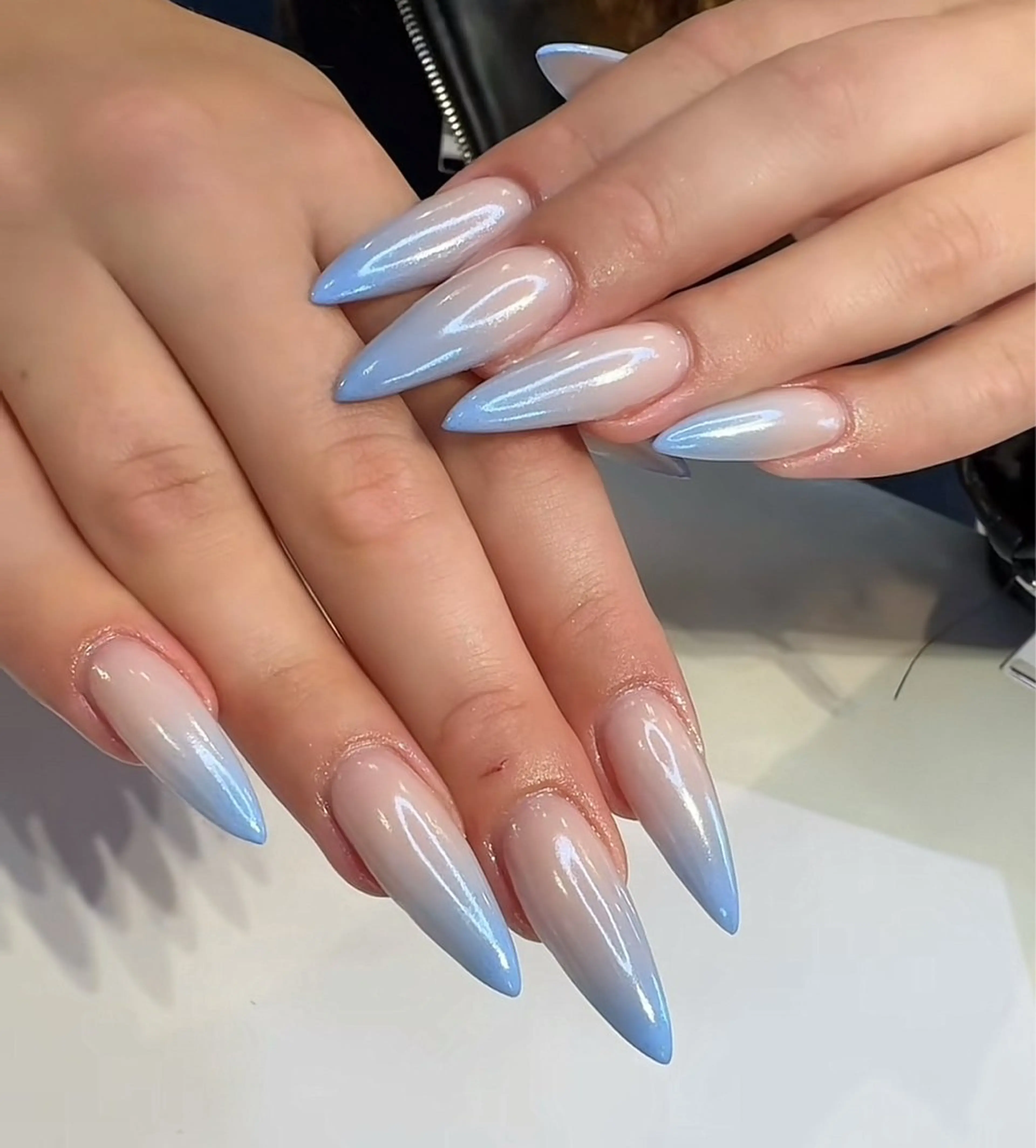 ネイル オーロラネイル フレンチネイル ジェルネイル ハロウィン キラキラネイル ハンドネイル H.baby Nail Salonのネイルデザイン