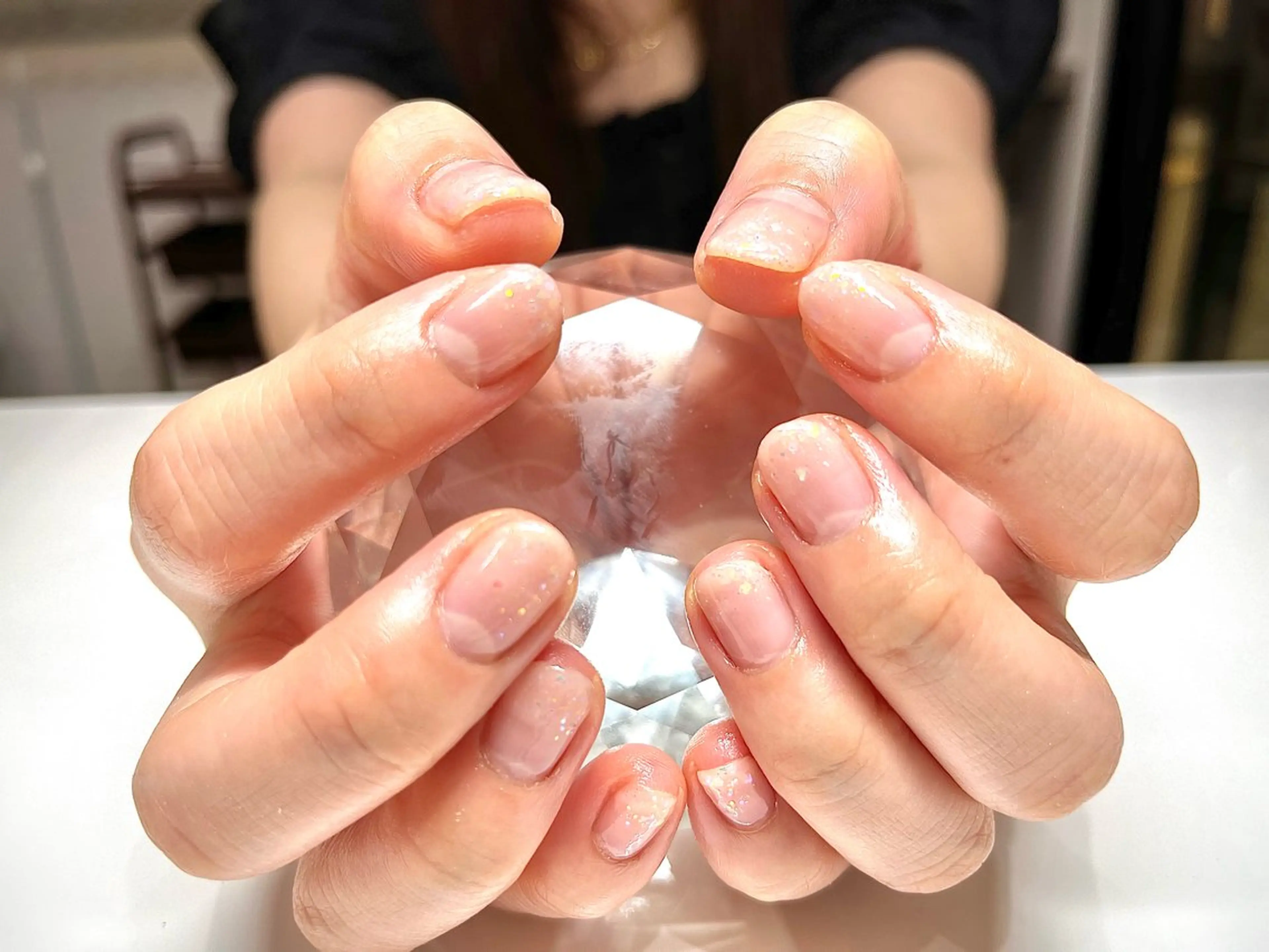 ネイル オーロラネイル グラデーション ラメ(グリッター) ラメグラデーション オフィスネイル ハンドネイル N's Nailのネイルデザイン