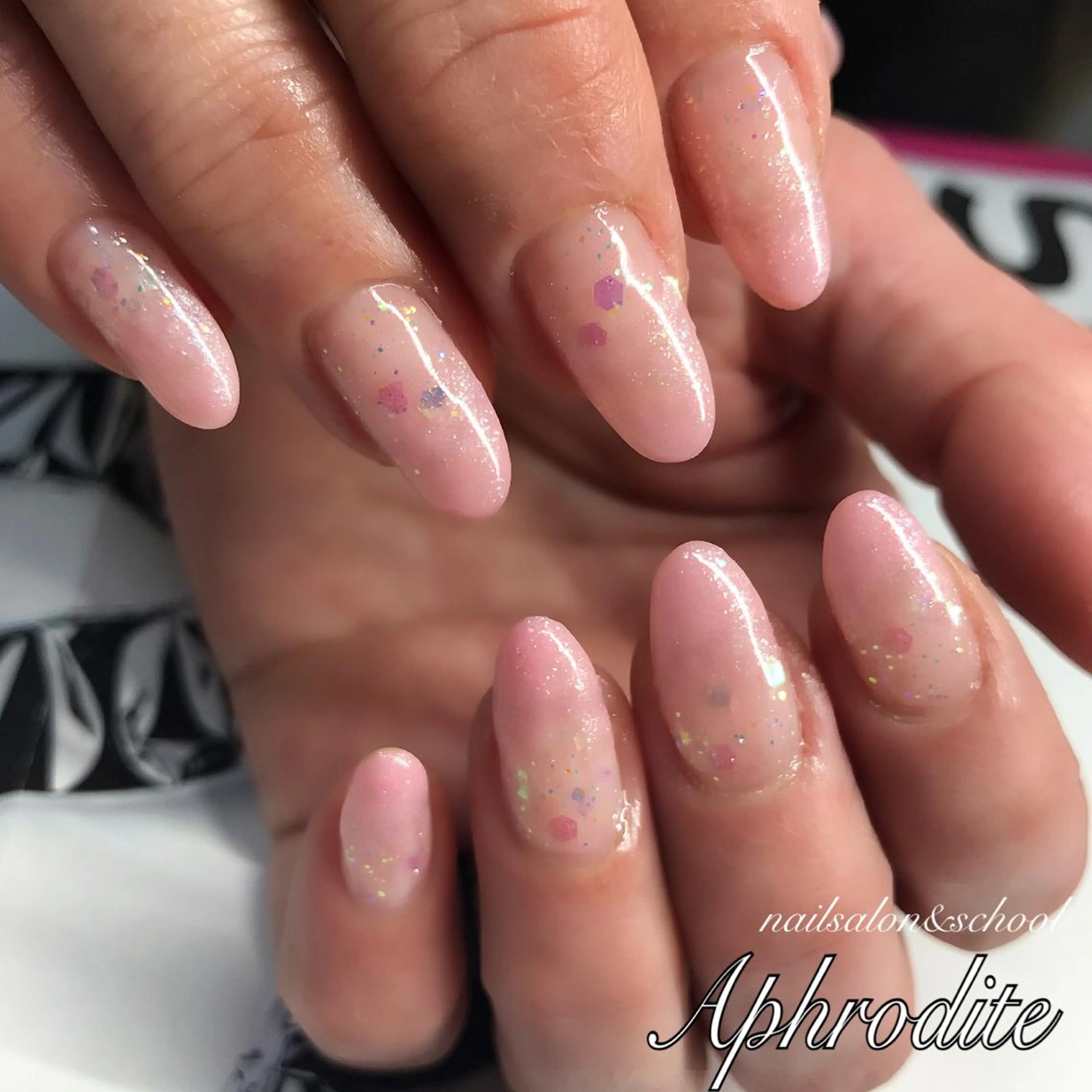 ネイル シンプルネイル APHRODITE Nagisaのネイルデザイン
