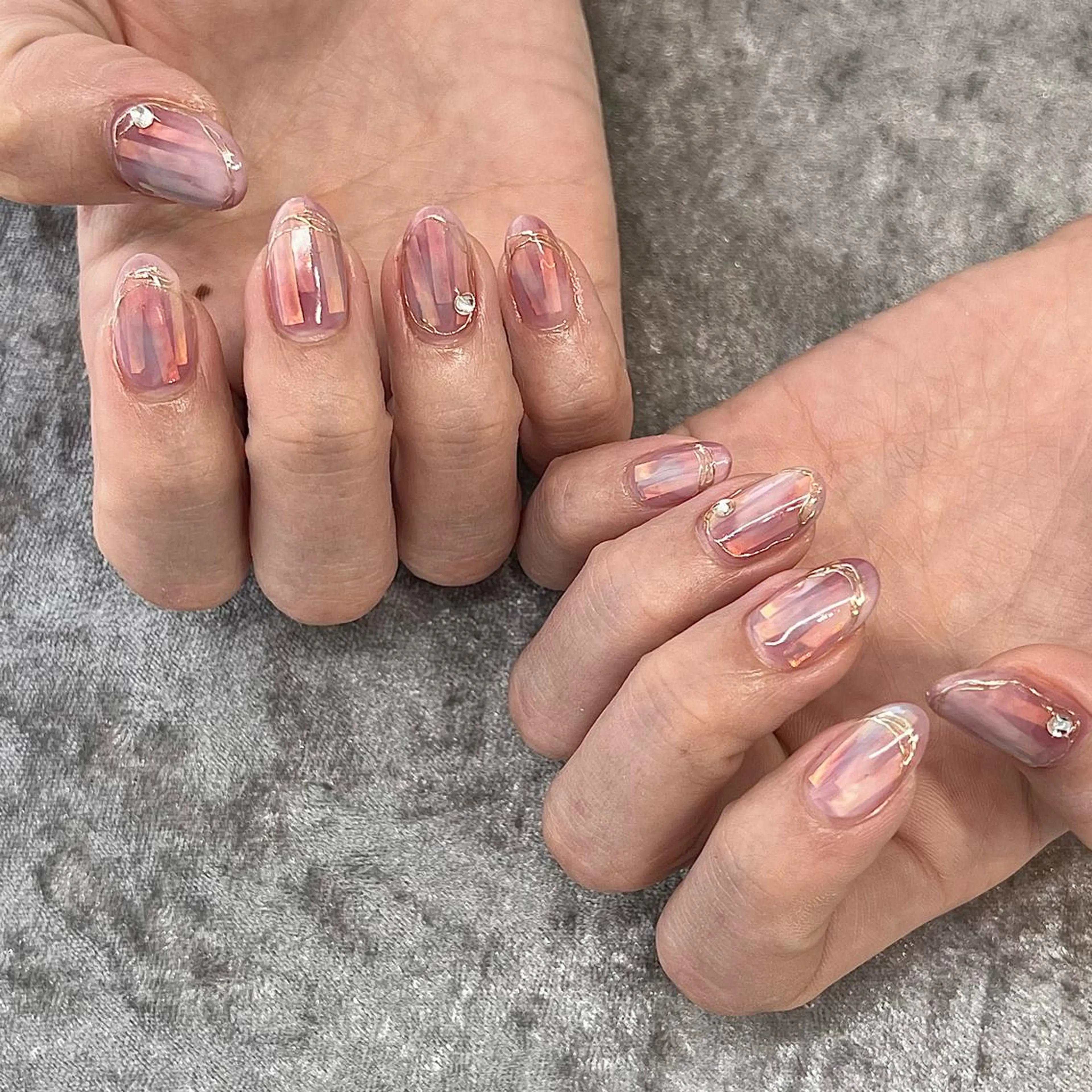 ミディアム ネイル マツエク・マツパ ハンドネイル REVIA_nail maiのネイルデザイン