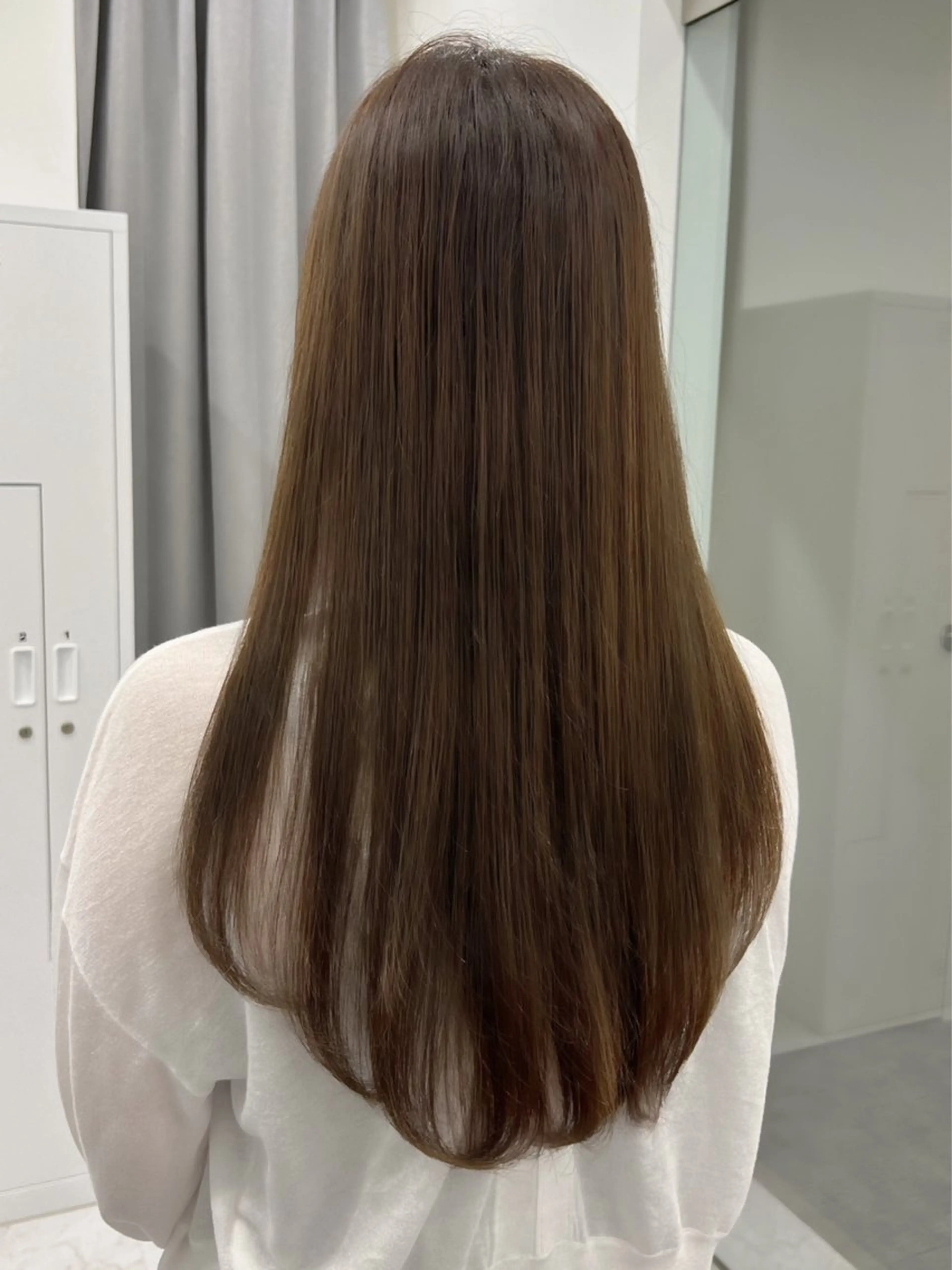 ロング アッシュ アッシュグレー アッシュグレージュ カット ヘアカラー トリートメント 最高の似合わせ🪽 韓国っぽ🇰🇷後藤のヘアスタイル