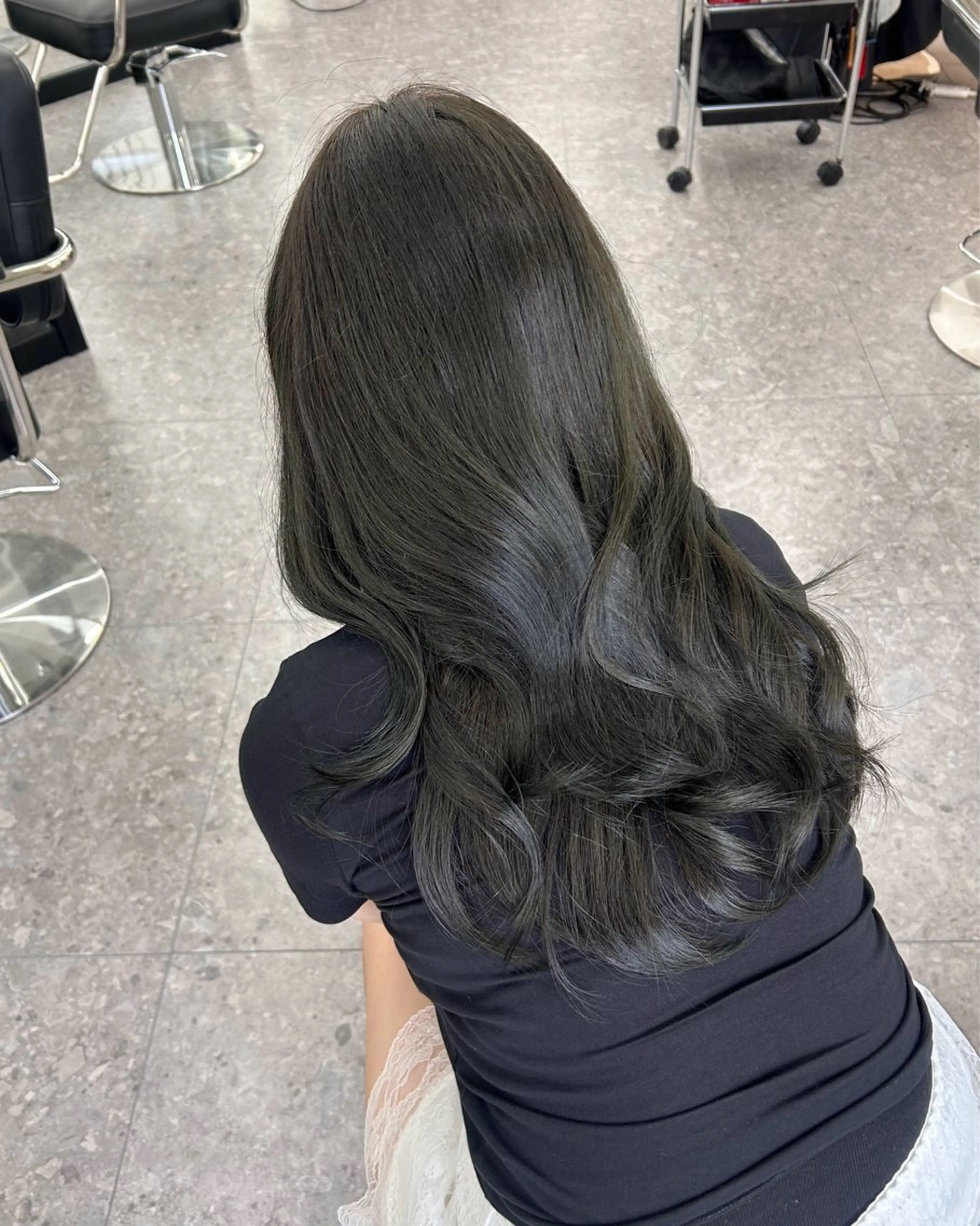 カラー ブリーチ ダブルカラー ブリーチなしカラー オリーブカラー LANDS所属・nanaka 🤍韓国ワンホンヘアのヘアスタイル