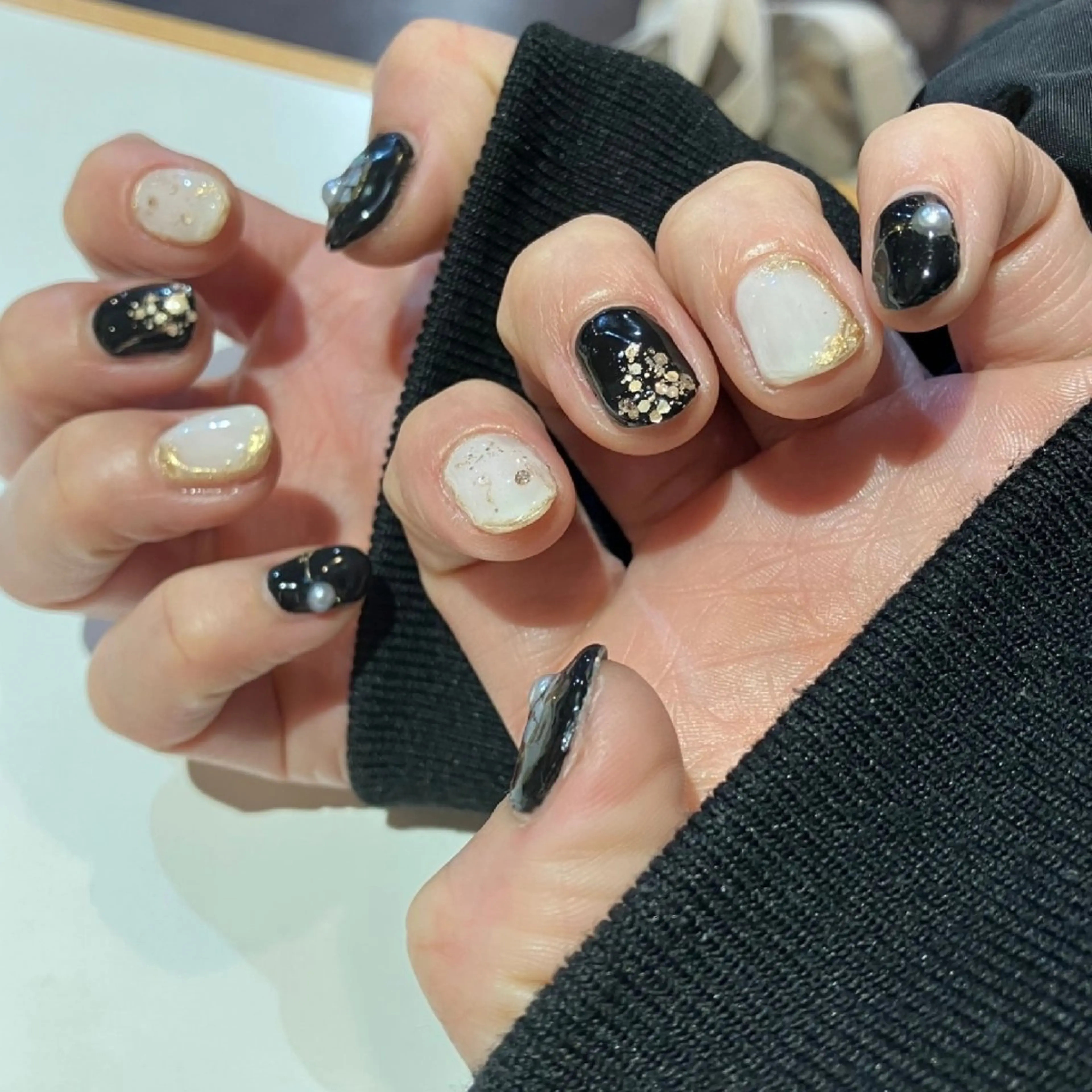 ネイル 成人式 ミラーネイル 冬ネイル ハンドネイル felicita服部店所属・felicita fumi♡のネイルデザイン