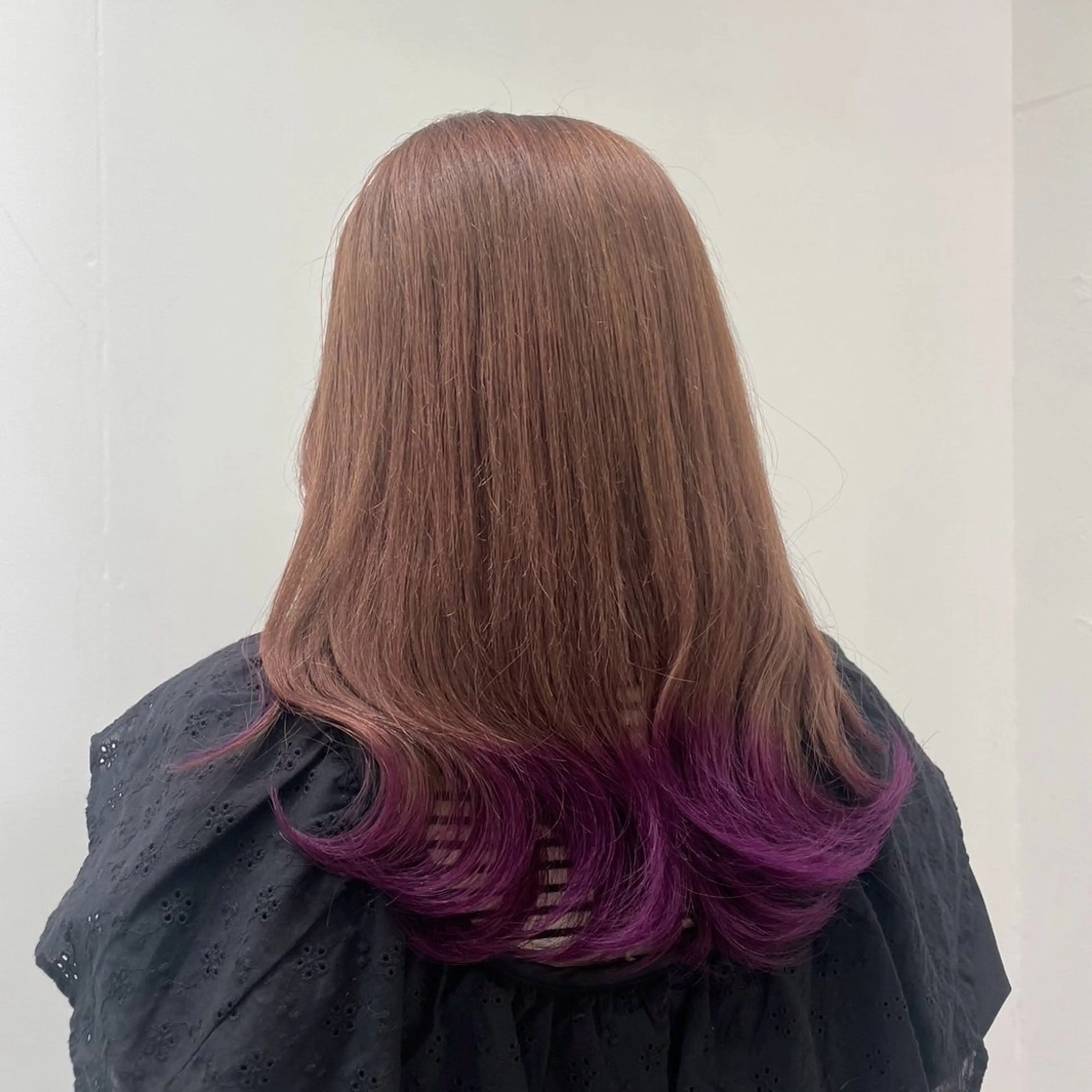 カラー Luce 府中【ルーチェ フチュウ】所属・Luce fuchu シミズ アカネのヘアスタイル