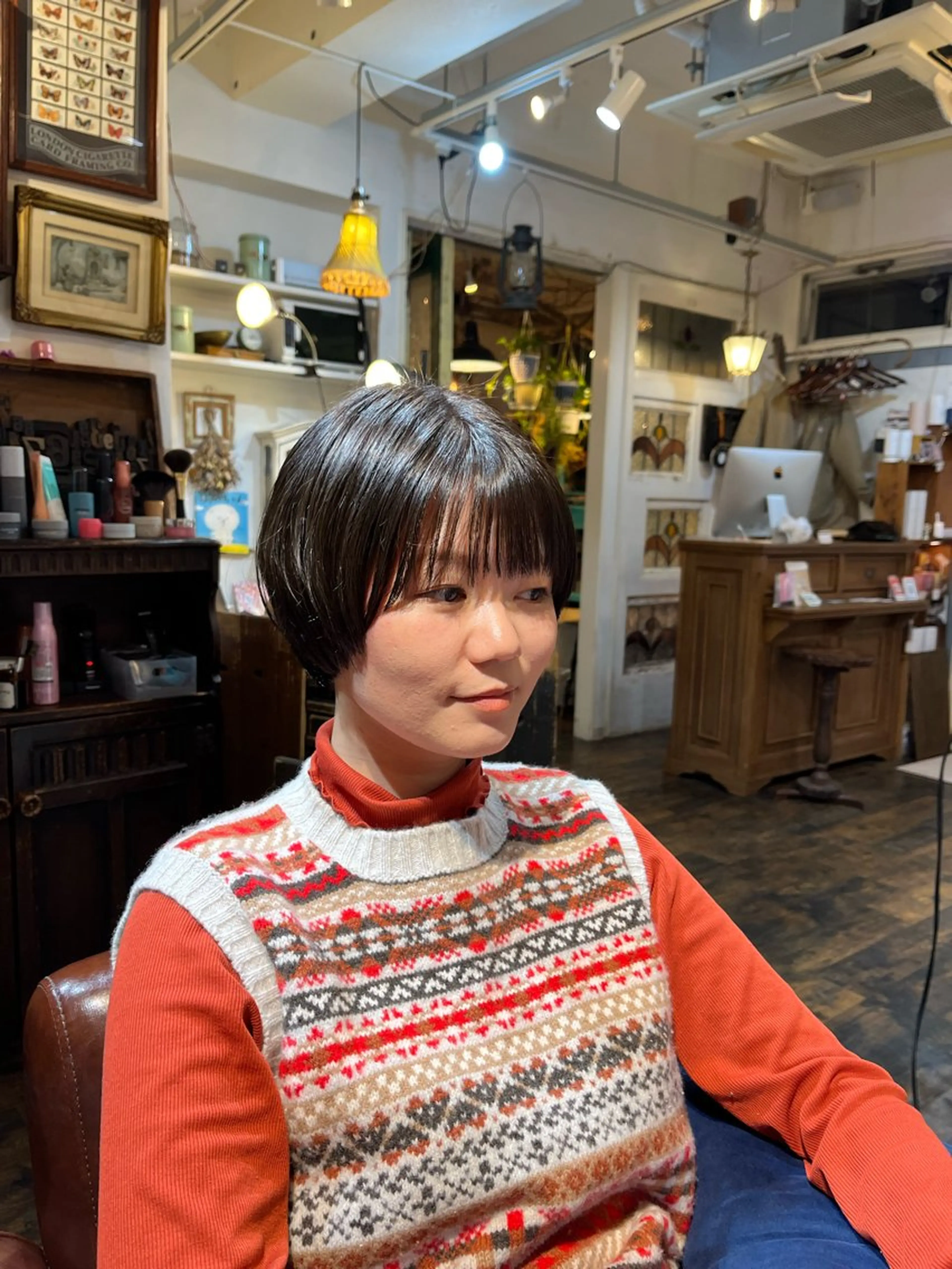 ショート カラー ショートボブ 透明感カラー ボブ ショートヘア カット ヘアカラー トリートメント ヘッドスパ 抜け感パーマ/ 顔まわり/緒方椋のヘアスタイル