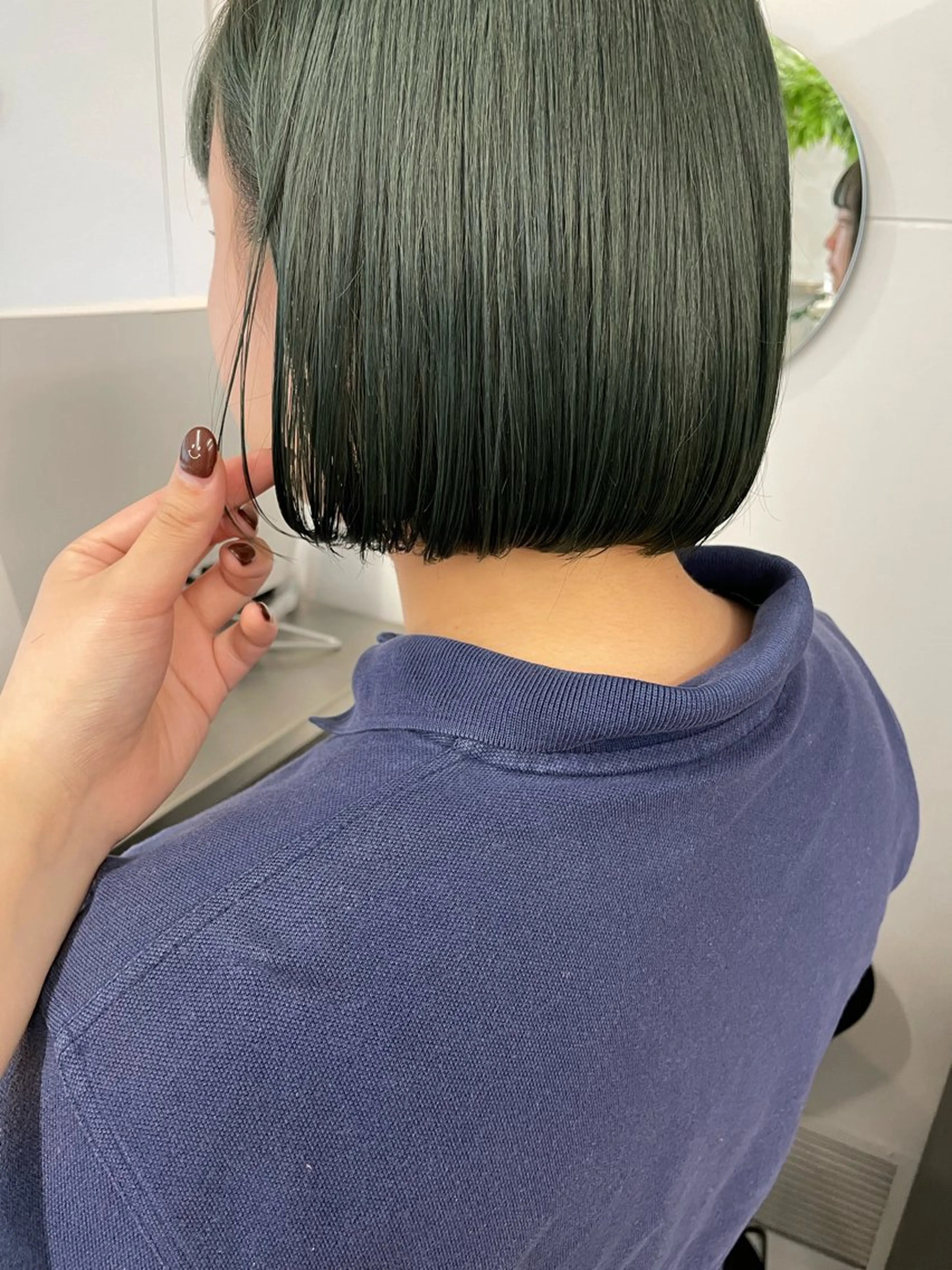 ミディアム カット ヘアカラー オカモト ミユウ/ブリーチのヘアスタイル