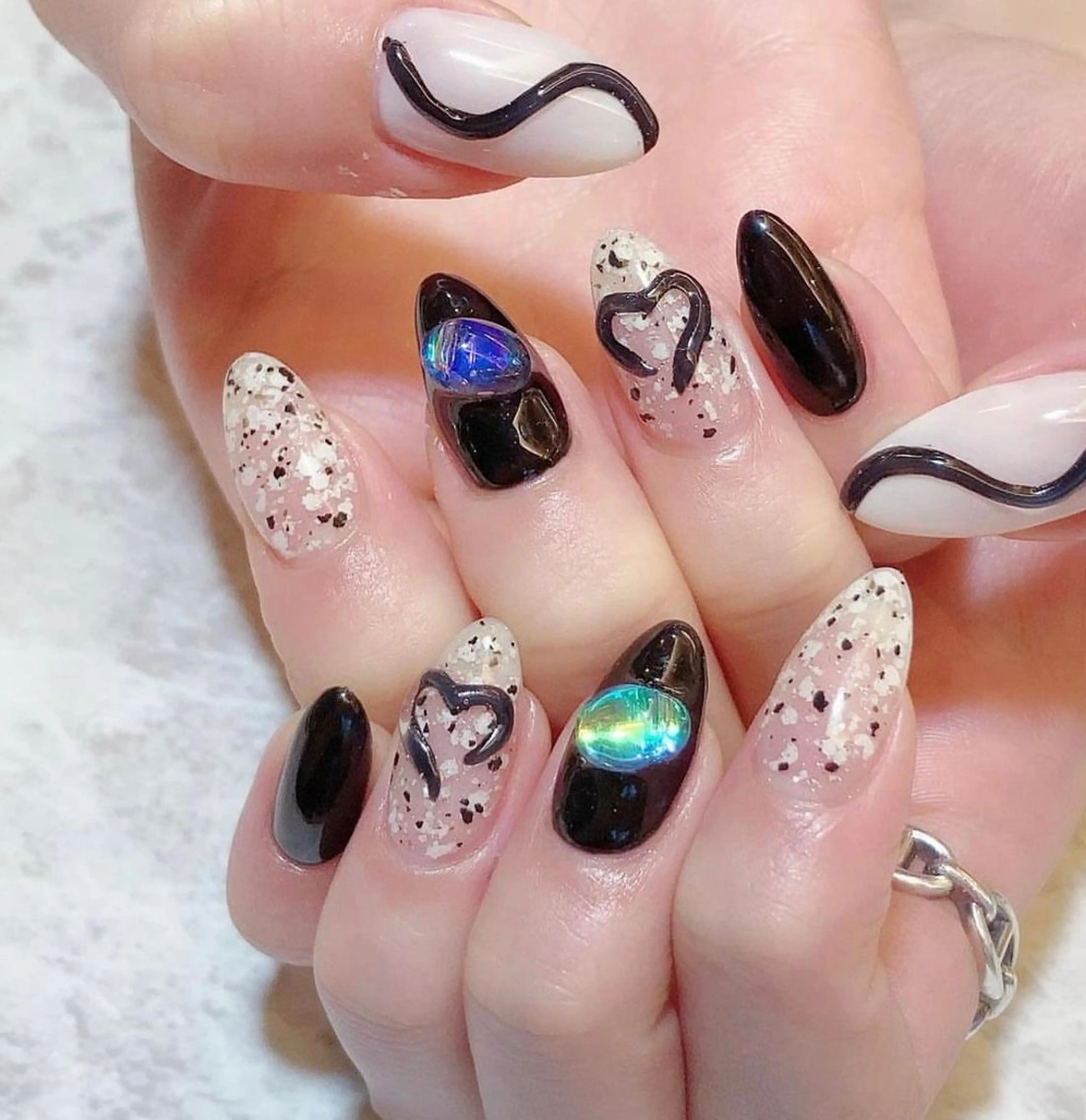 ネイル MUSES  NAIL  SALON所属・MUSES ネイルのネイルデザイン