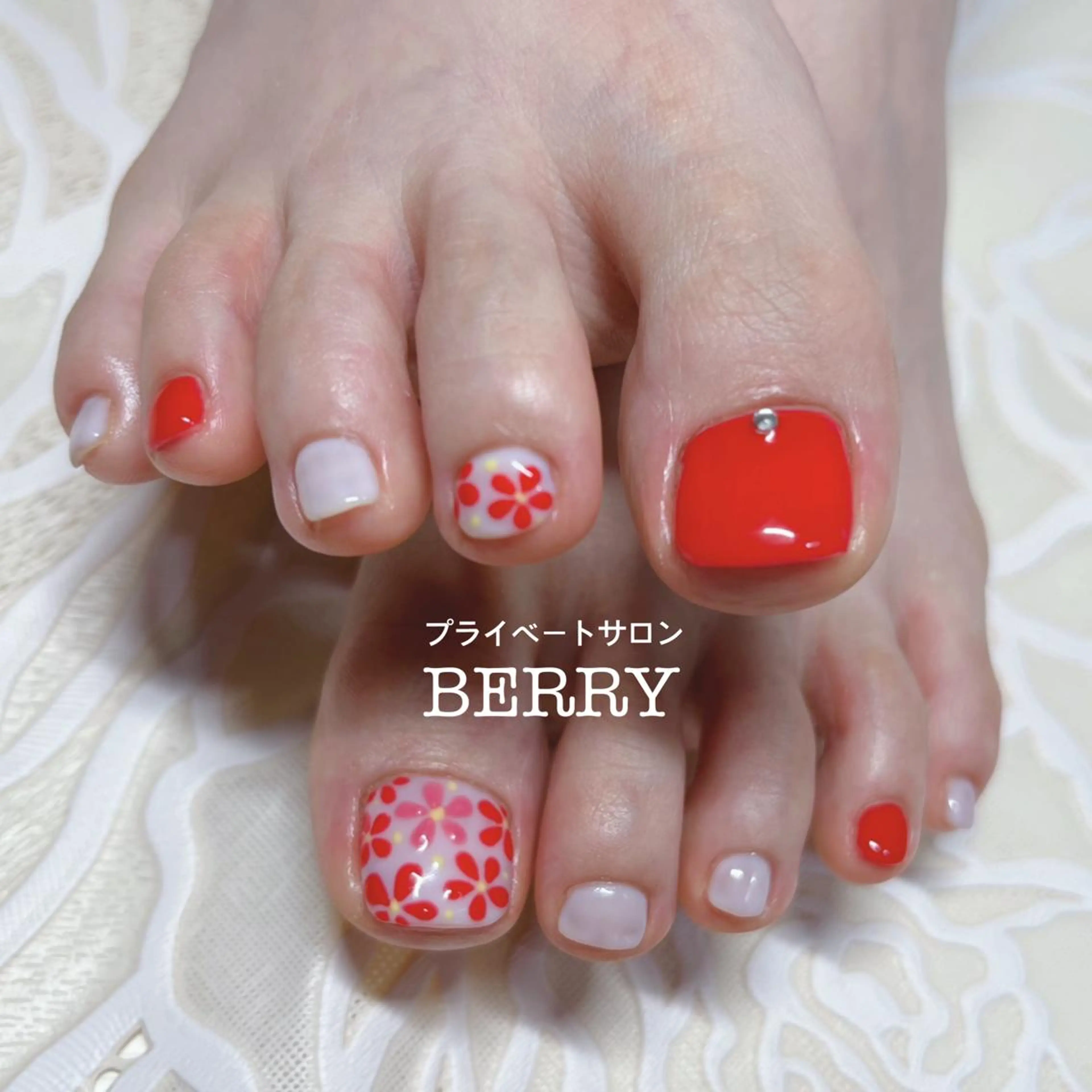 ネイル アートネイル フットネイル ワンカラーネイル フットネイル プライベートサロン BERRY所属・プライベートサロン BERRYのエステ・リラクイメージ