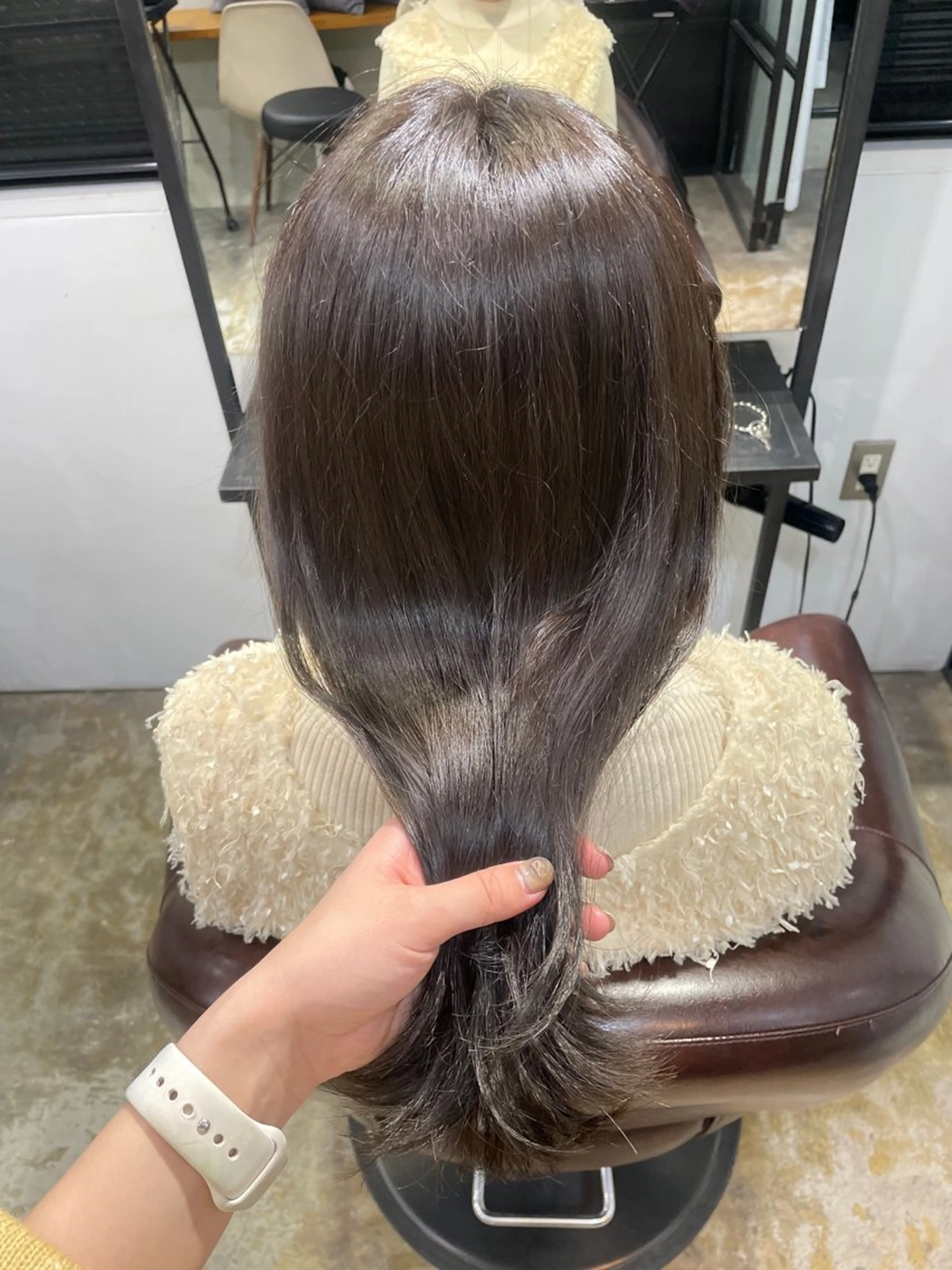 ミディアム カラー カット astar所属・kotono🪿 透明感カラーのヘアスタイル
