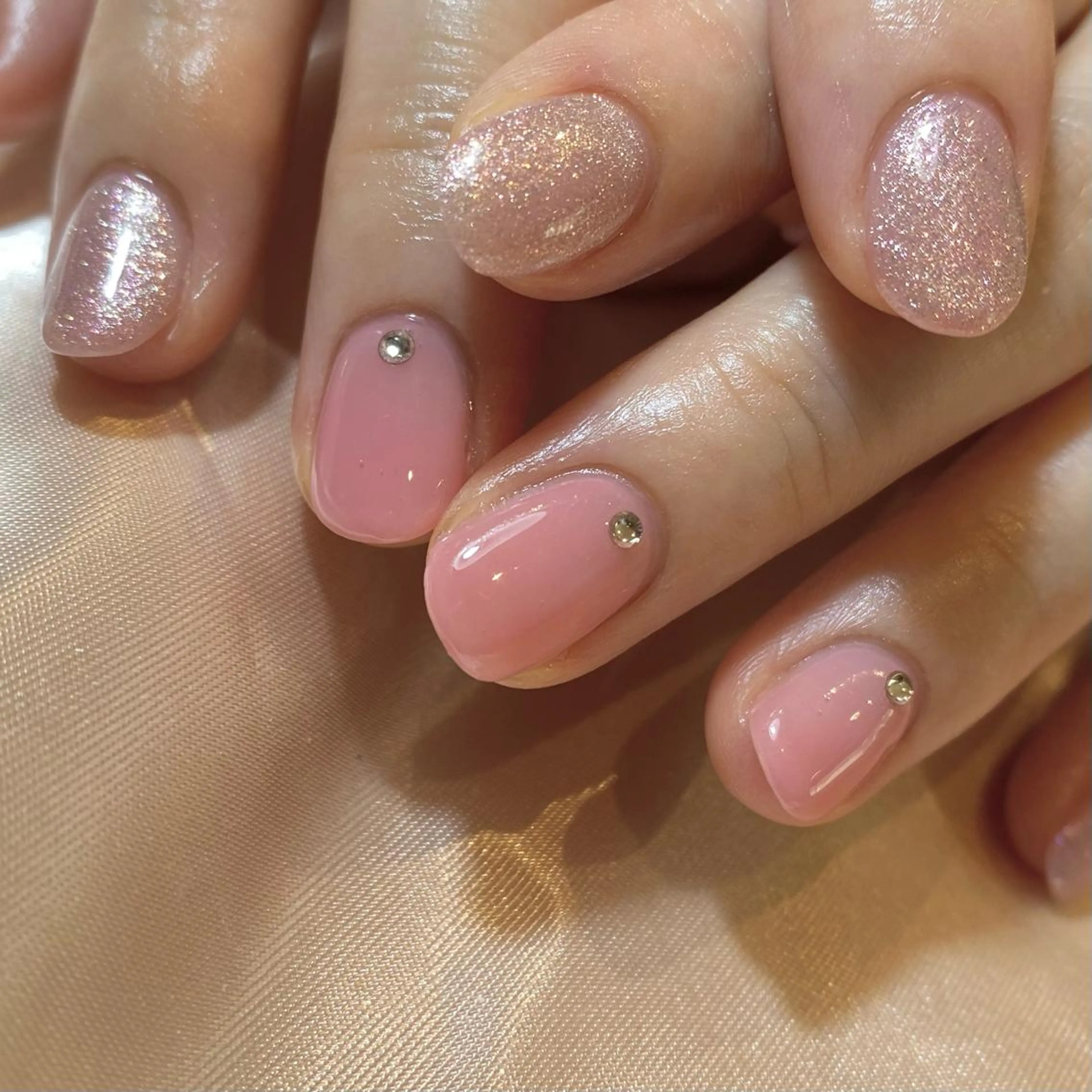 ネイル ハンドネイル パラジェル認定サロン　ネイルケア&スパ　Lovin所属・Lovin _ryukaのネイルデザイン