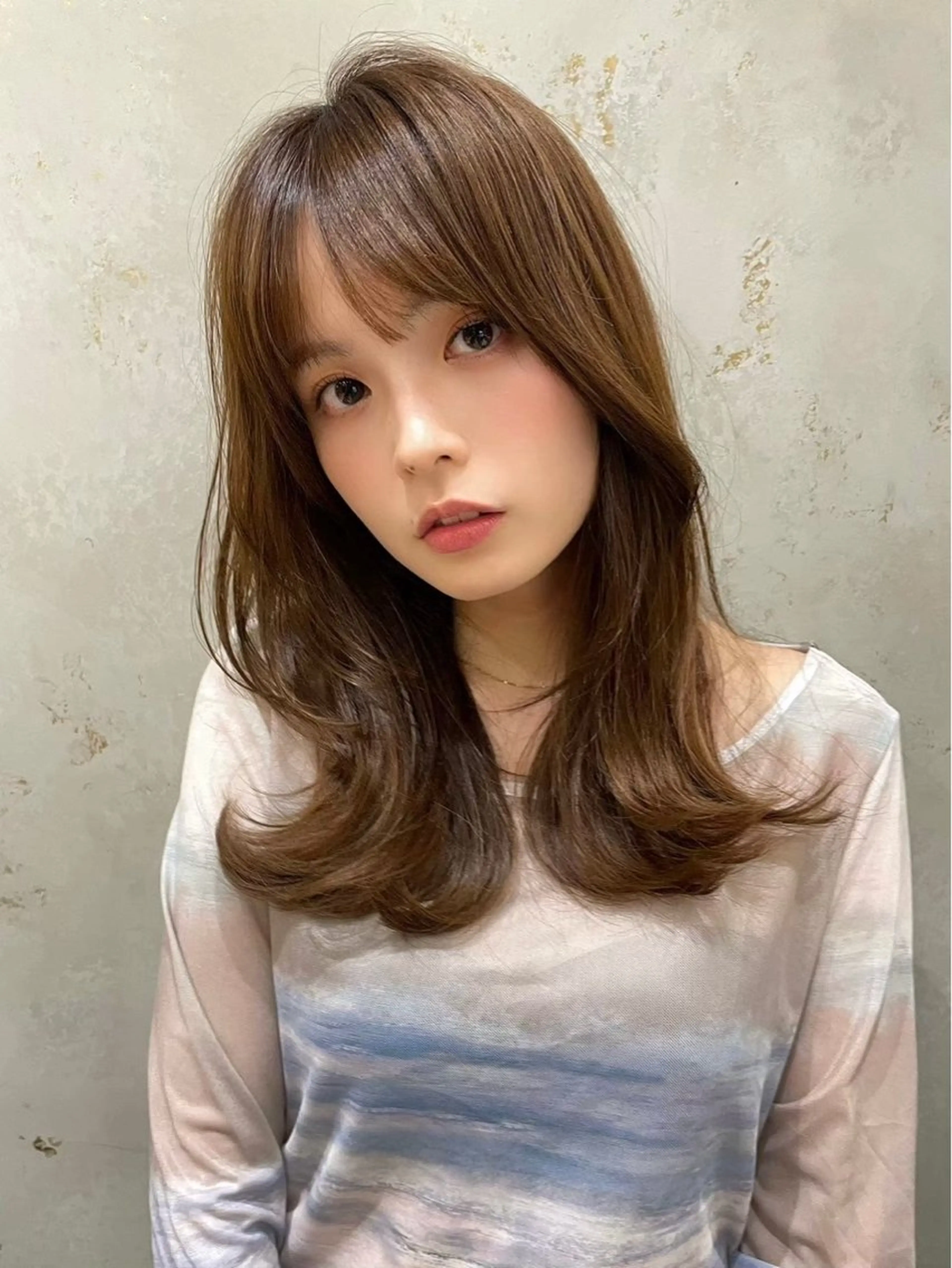 ミディアム カラー ミディアムレイヤー 透明感カラー ボブ 顔まわりレイヤー 韓国風ヘア ブリーチなしW/透明 感カラー　吉村　清志のヘアスタイル