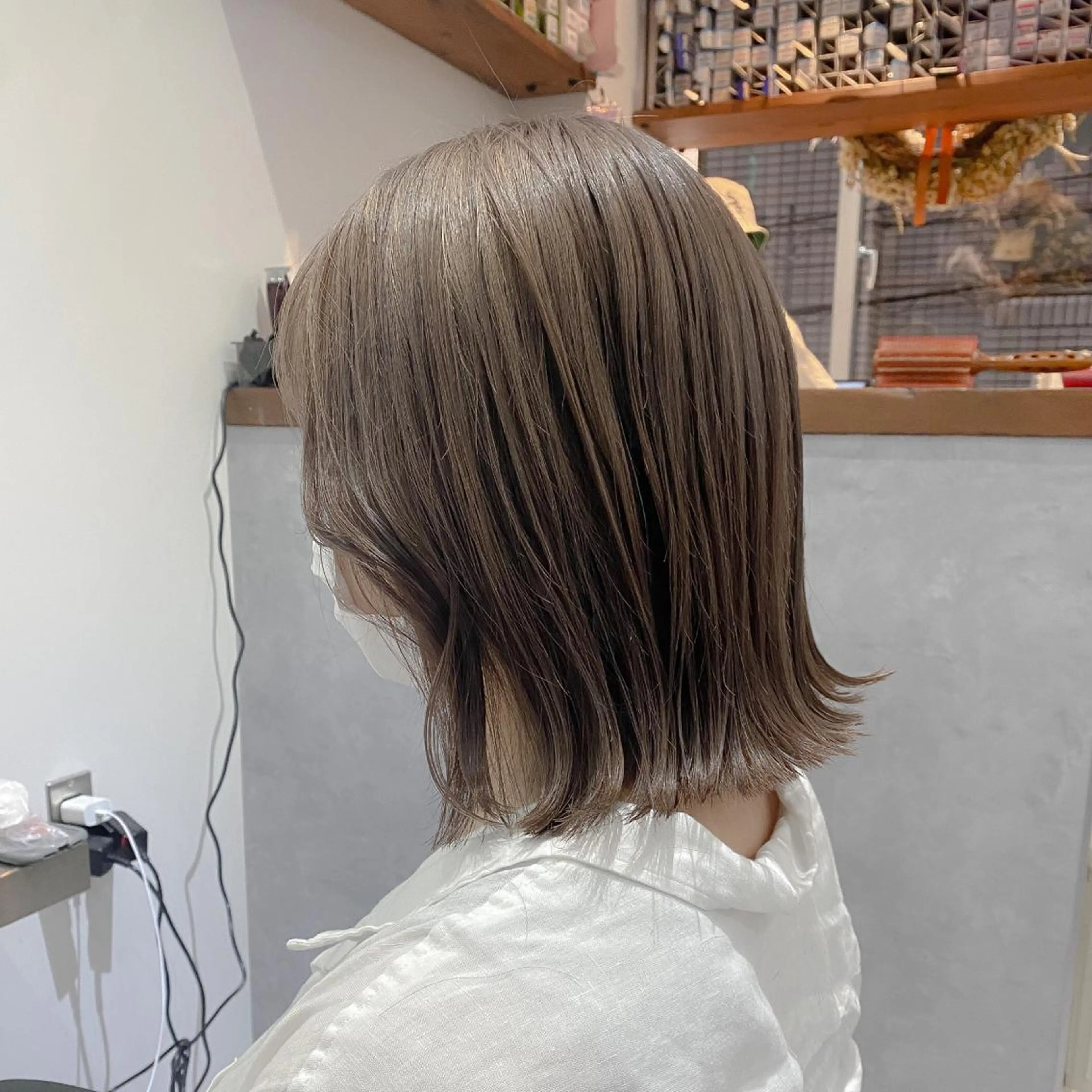 ロング カラー ベージュカラー ブリーチ ハイトーンカラー ブリーチ指名 NO1🌈SAKIのヘアスタイル
