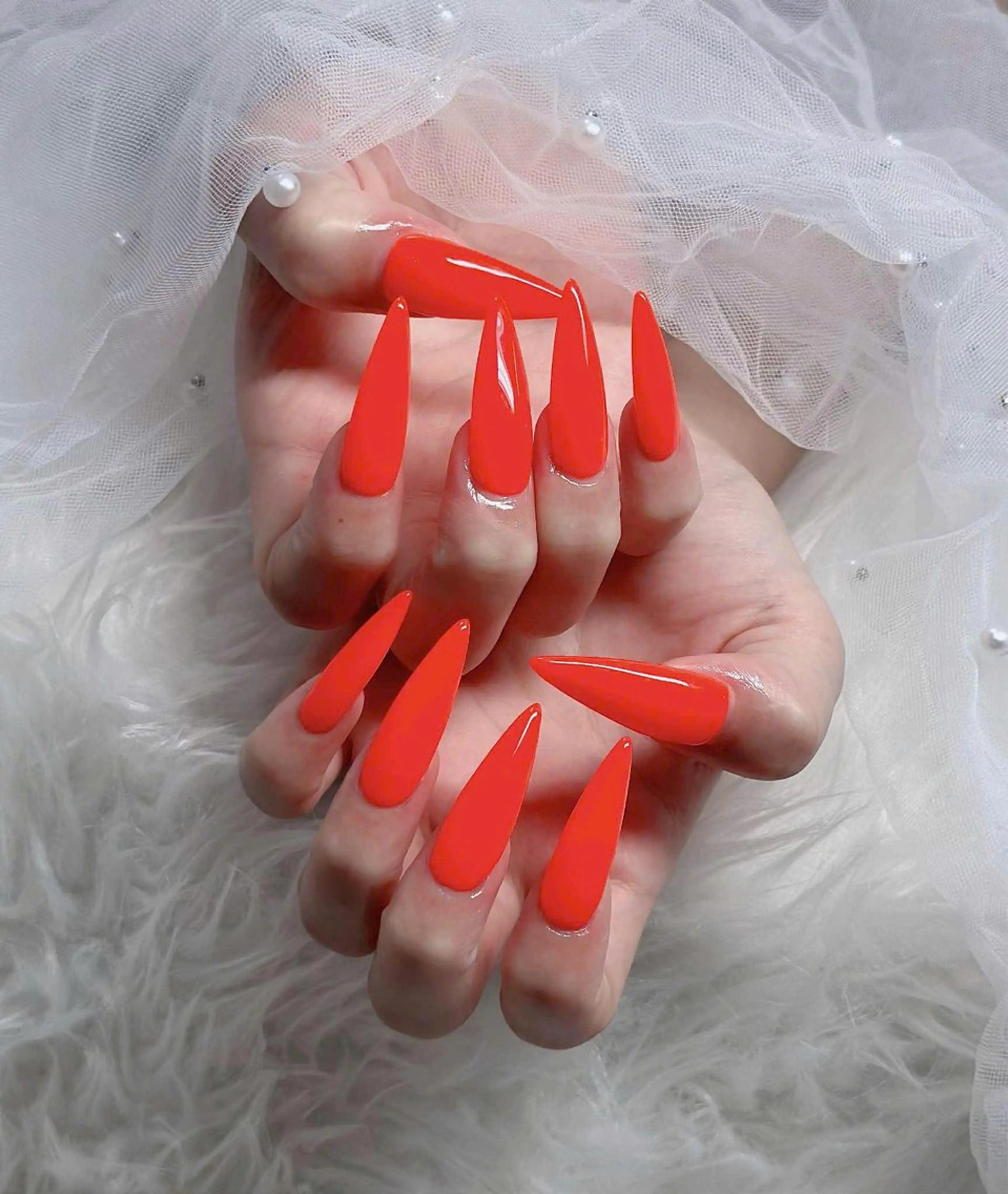 ネイル オーロラネイル フレンチネイル ジェルネイル ハロウィン キラキラネイル ハンドネイル H.baby Nail Salon所属・H.baby Nail Salonのネイルデザイン