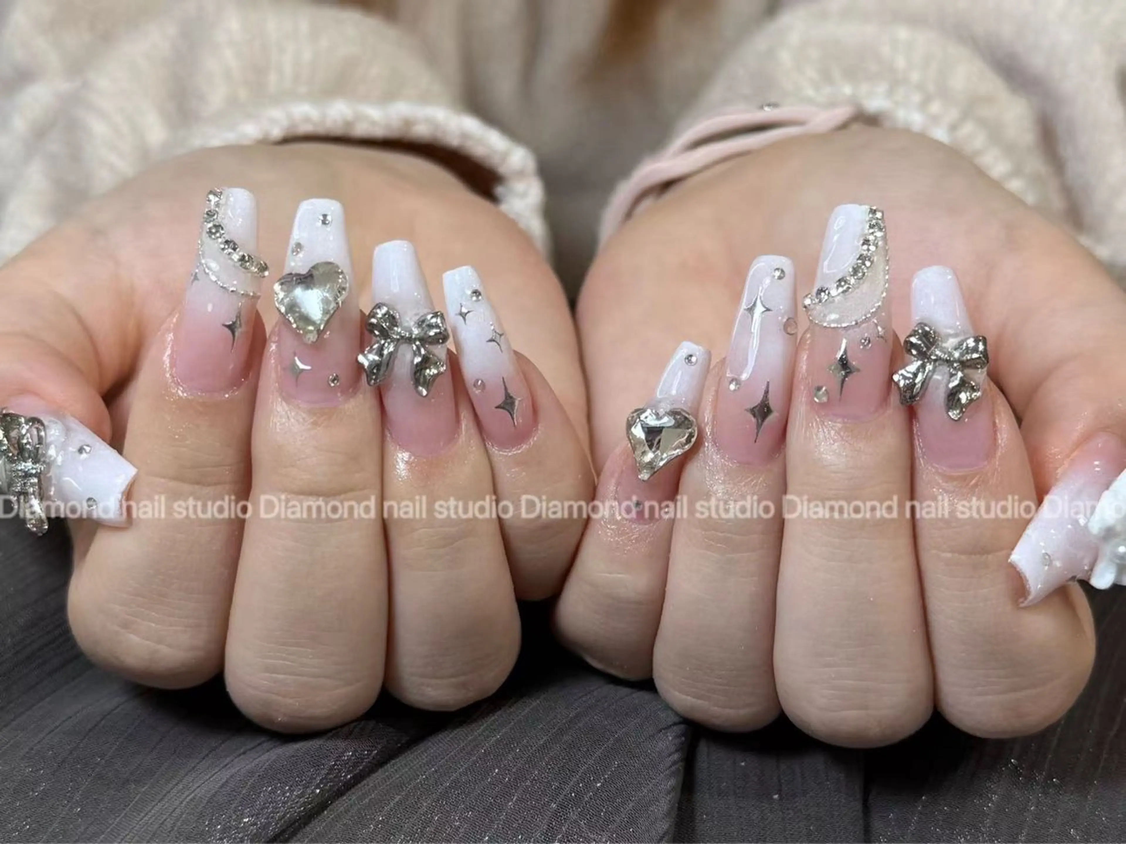 ネイル ハンドネイル DIAMOND Nail🥇のネイルデザイン