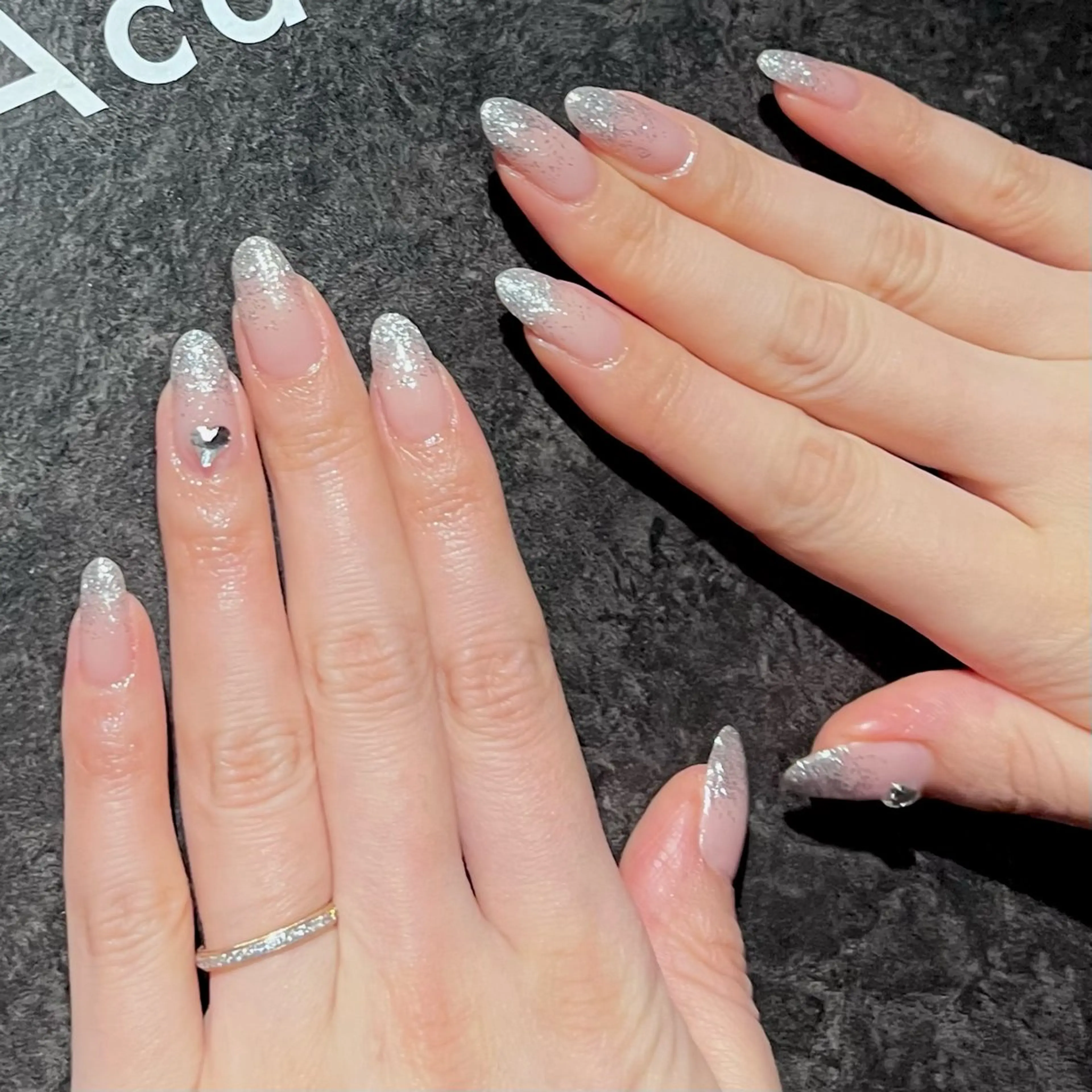 ネイル ハンドネイル E  nail 風羽のネイルデザイン