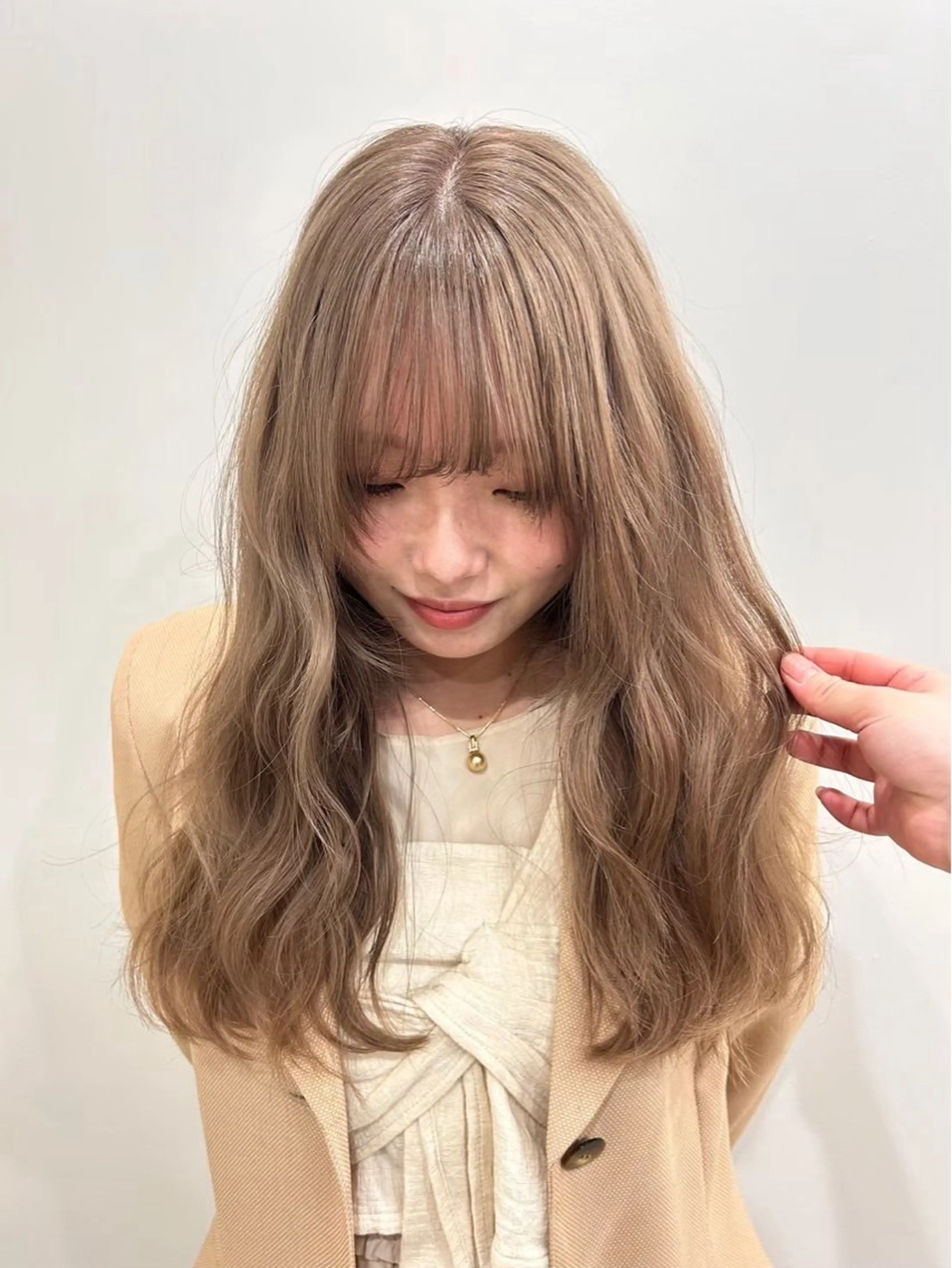 ロング カラー ハイトーンカラー 暖色系/カラー りん🩷のヘアスタイル