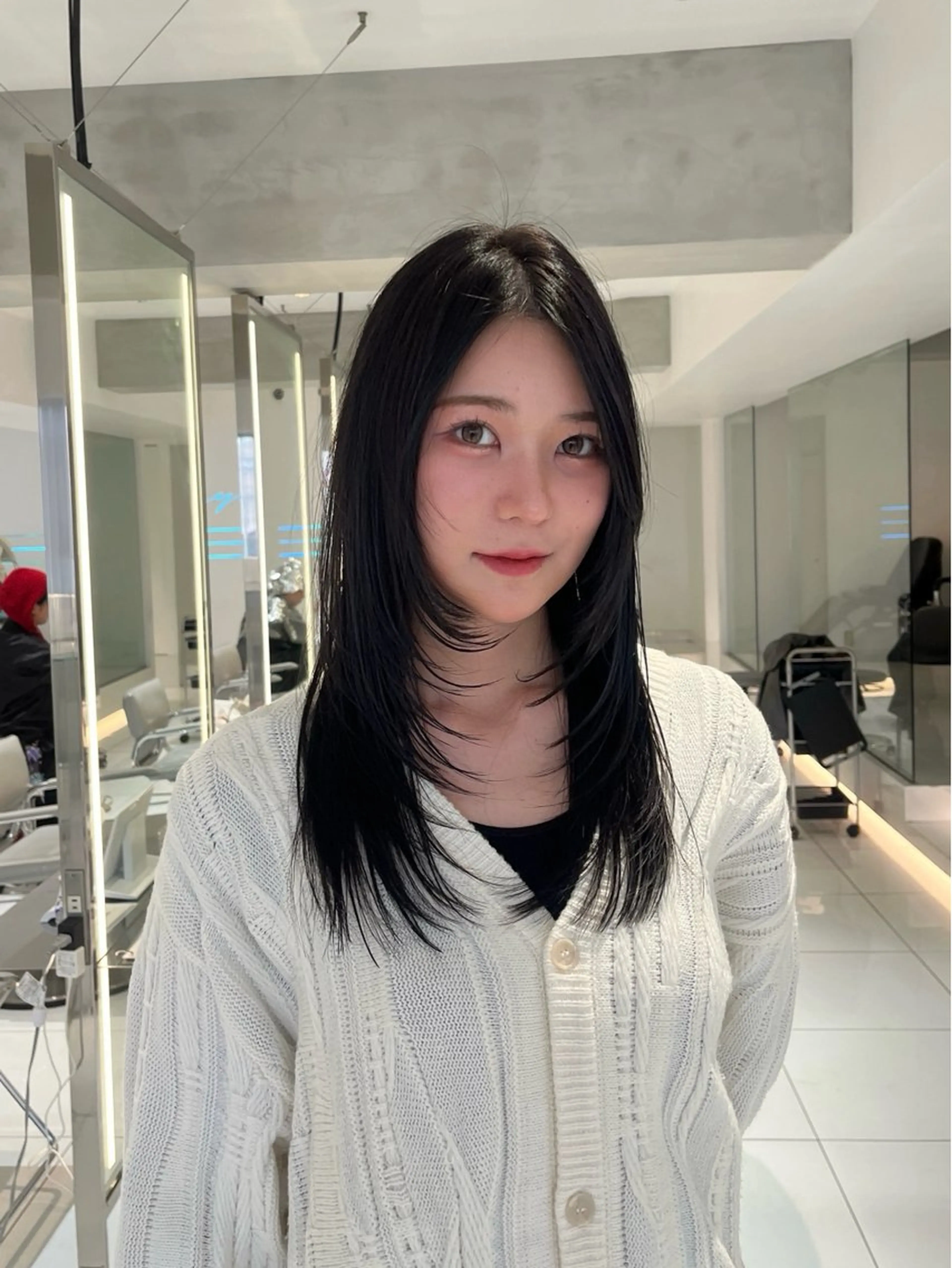 ロング 顔周りカット レイヤーカット BAROQUE🎀 SERA🩰のヘアスタイル