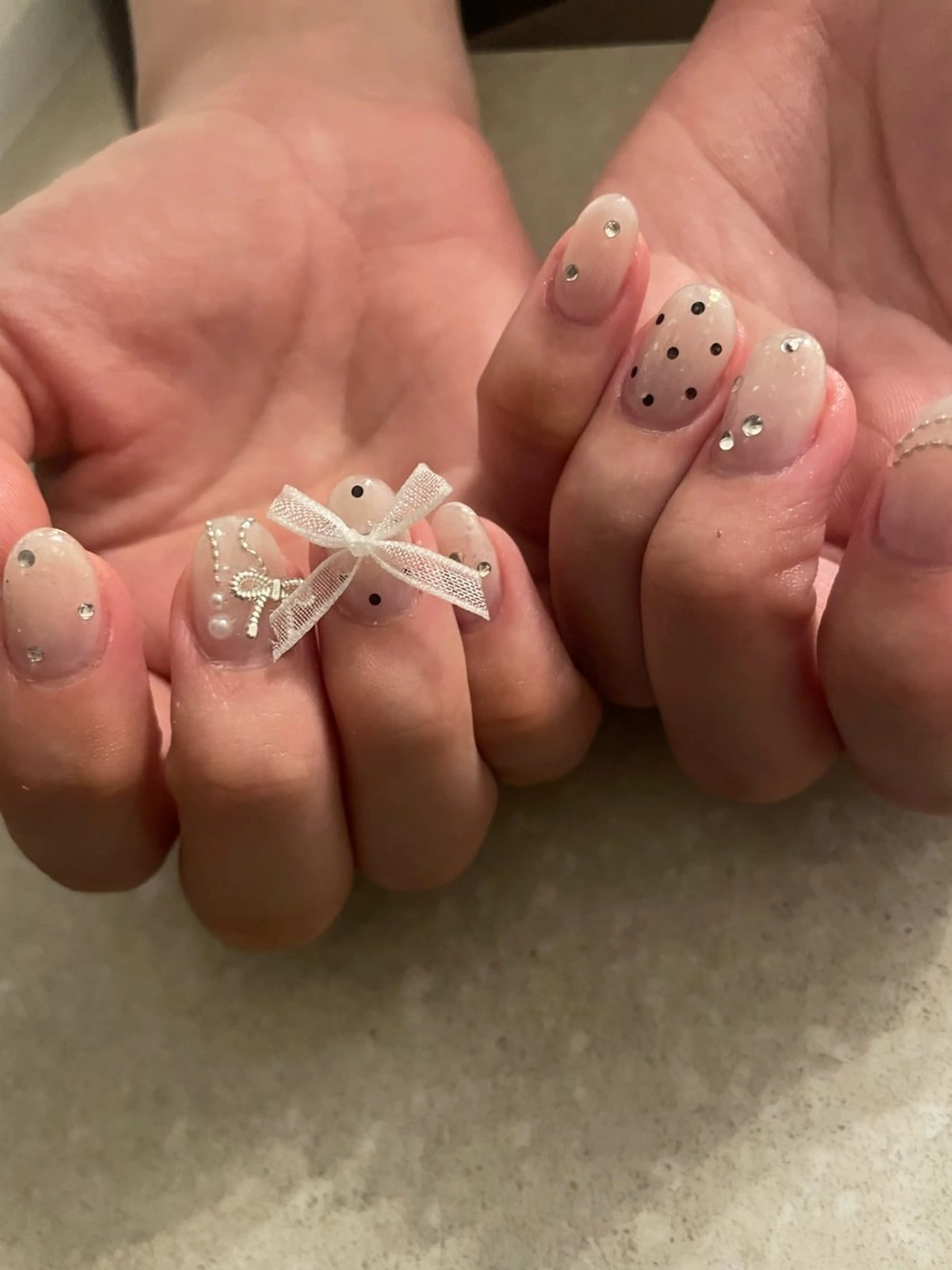 ネイル ドット 長さ出し ガーリー リボン スカルプネイル Ca rinaのネイルデザイン