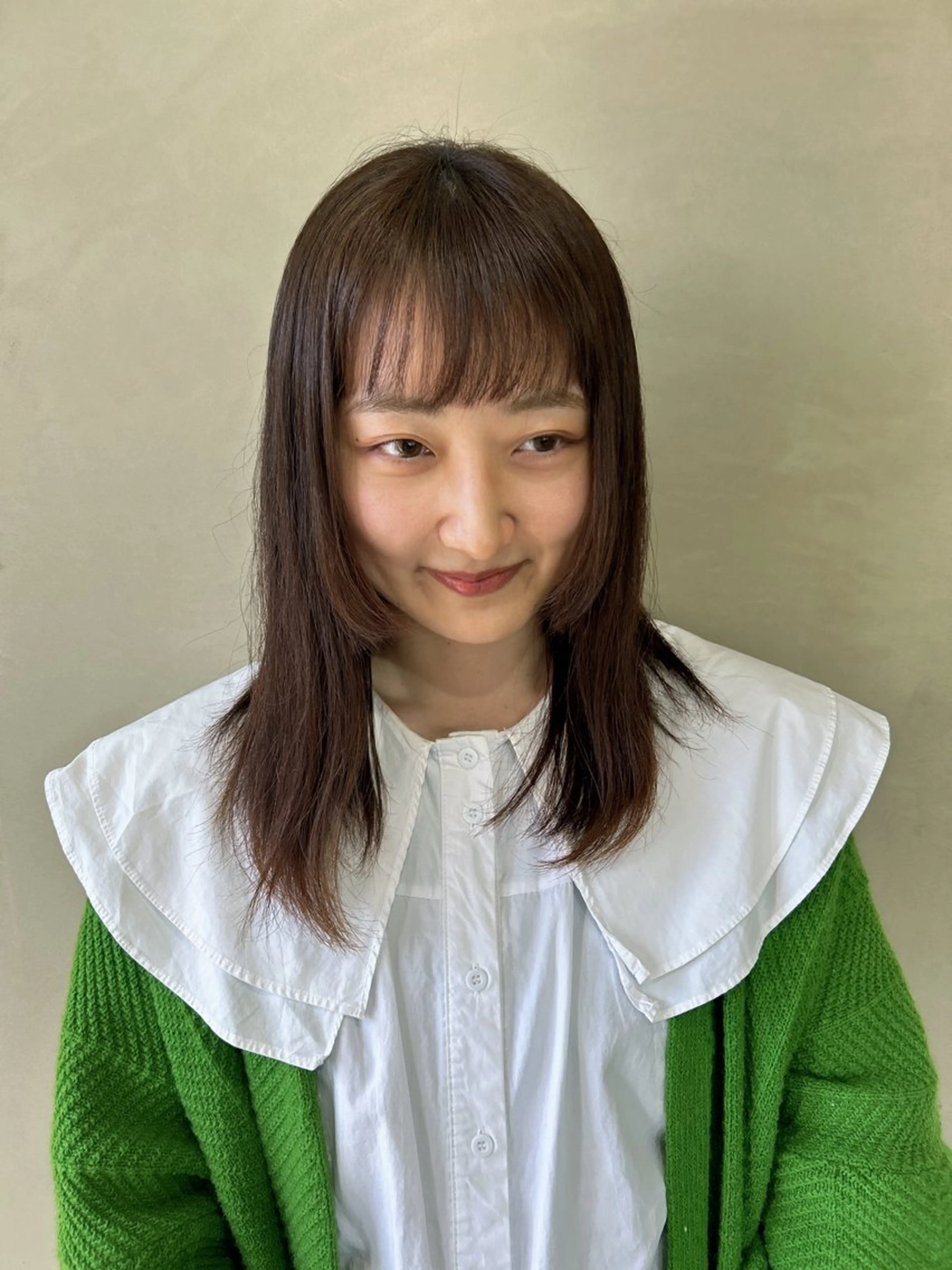 ミディアム 顔周りカット 髪質改善 透明感カラー 暖色shihoのヘアスタイル