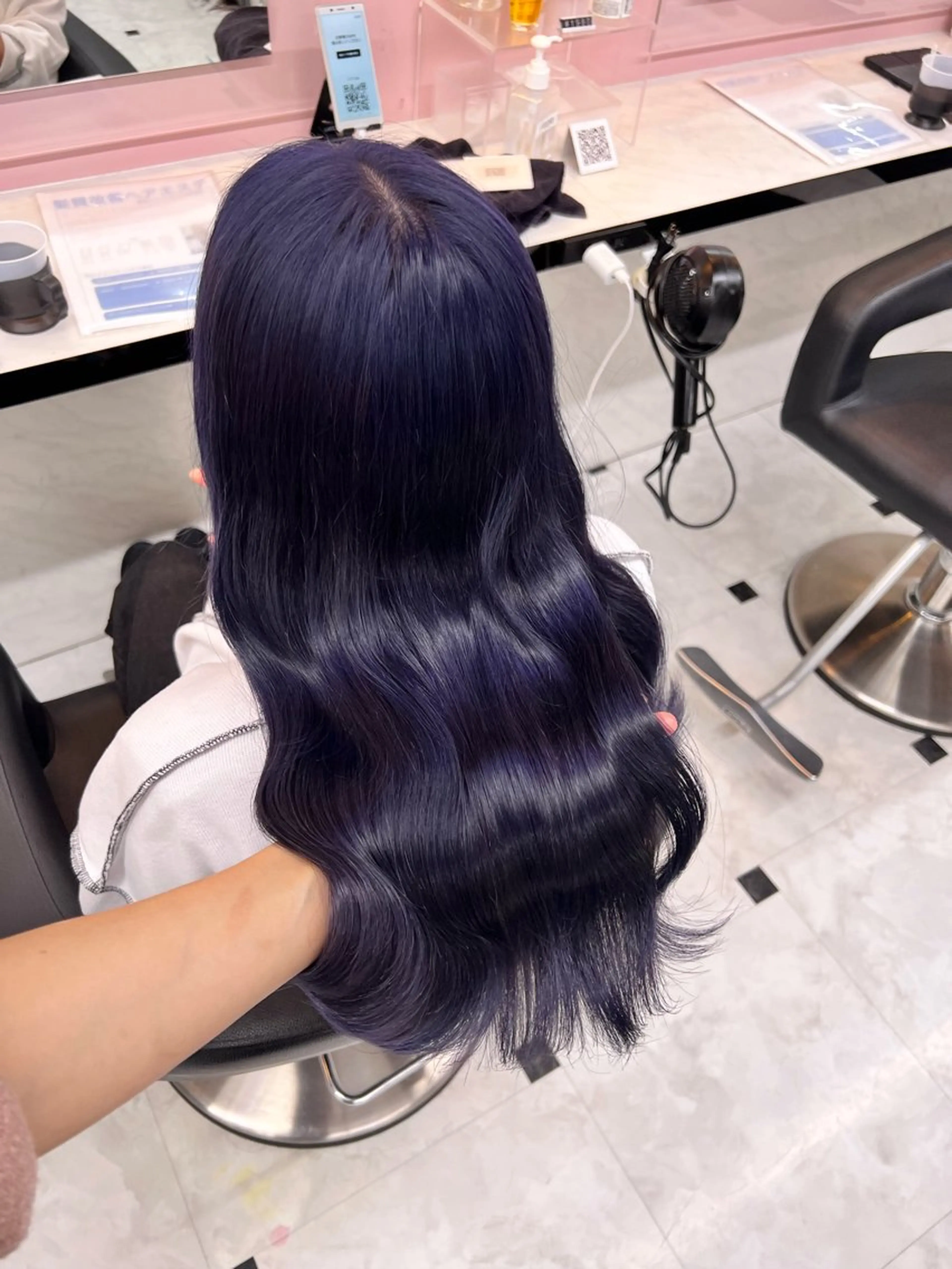 セミロング カラー ヘアアレンジ ブリーチ ヘアカラー トリートメント ヘッドスパ ヘアセット 💕上野美容師☁ ブリーチ💖サワのヘアスタイル