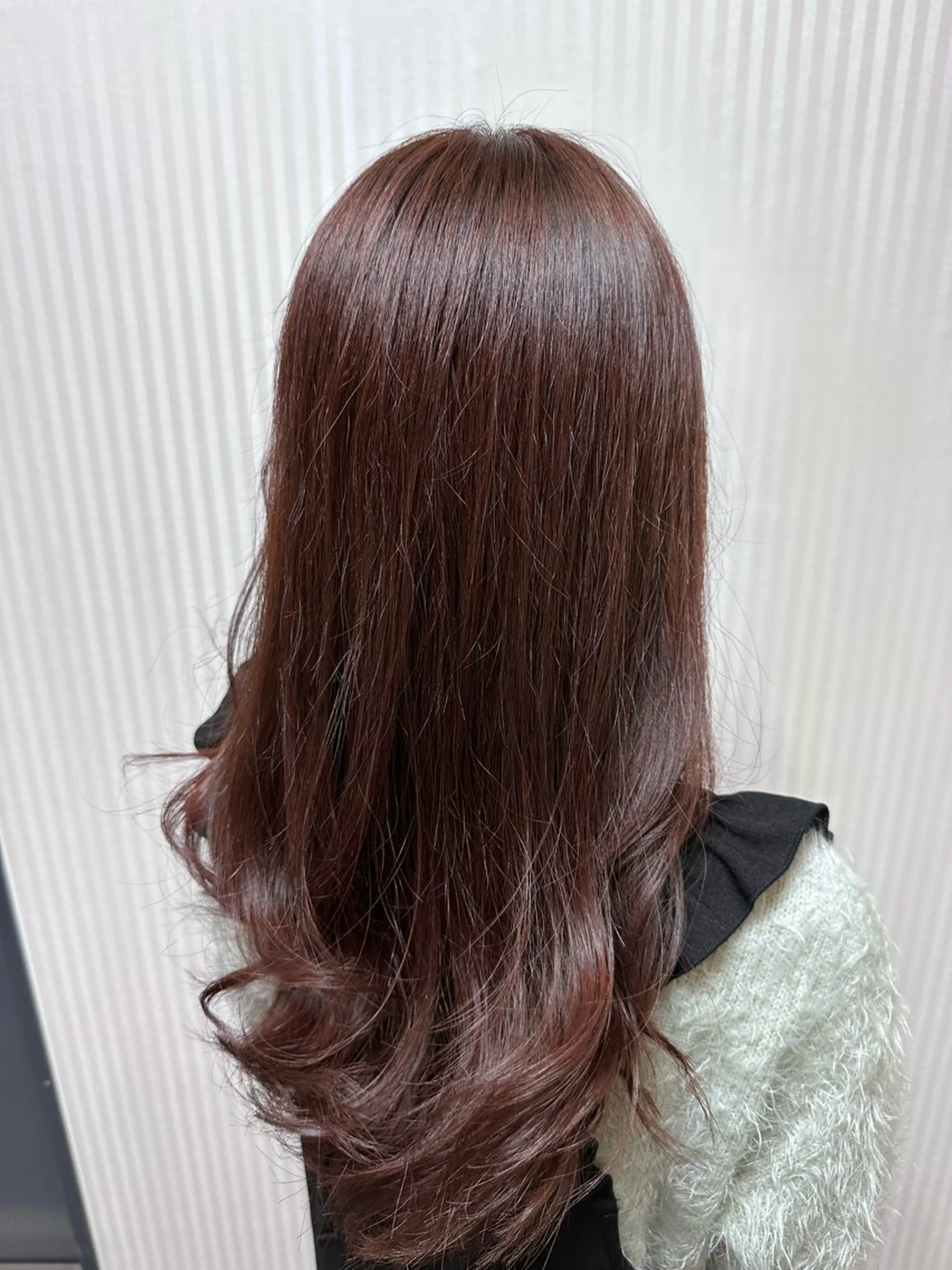 ロング ピンクブラウン 髪質改善・艶カラー HIROTOのヘアスタイル