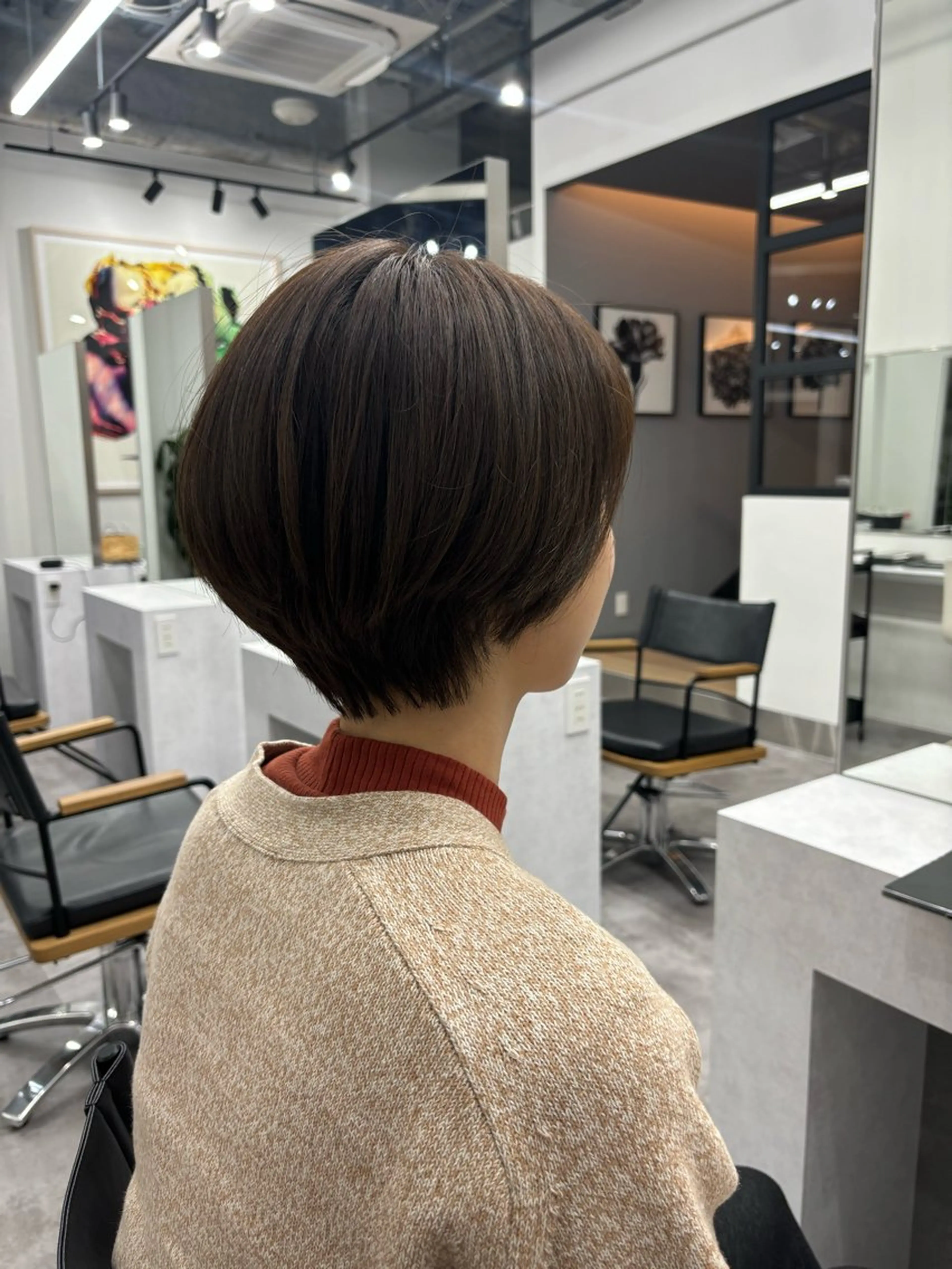 ショート カラー ヘアアレンジ マエダ アズミ🌱のヘアスタイル