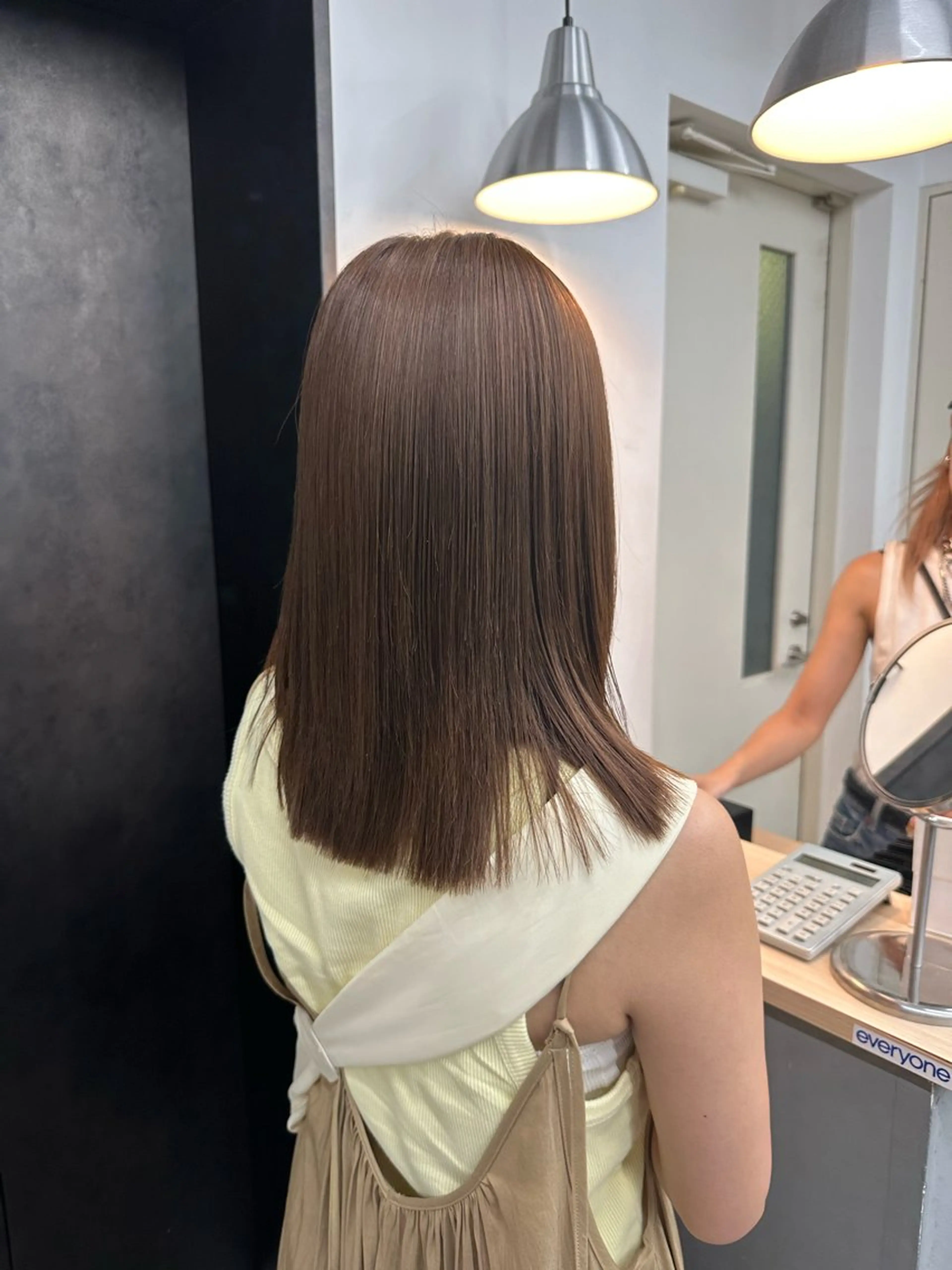 ミディアム カット ヘアカラー 切りっぱなしボブ/ 小顔ボブNANAのヘアスタイル