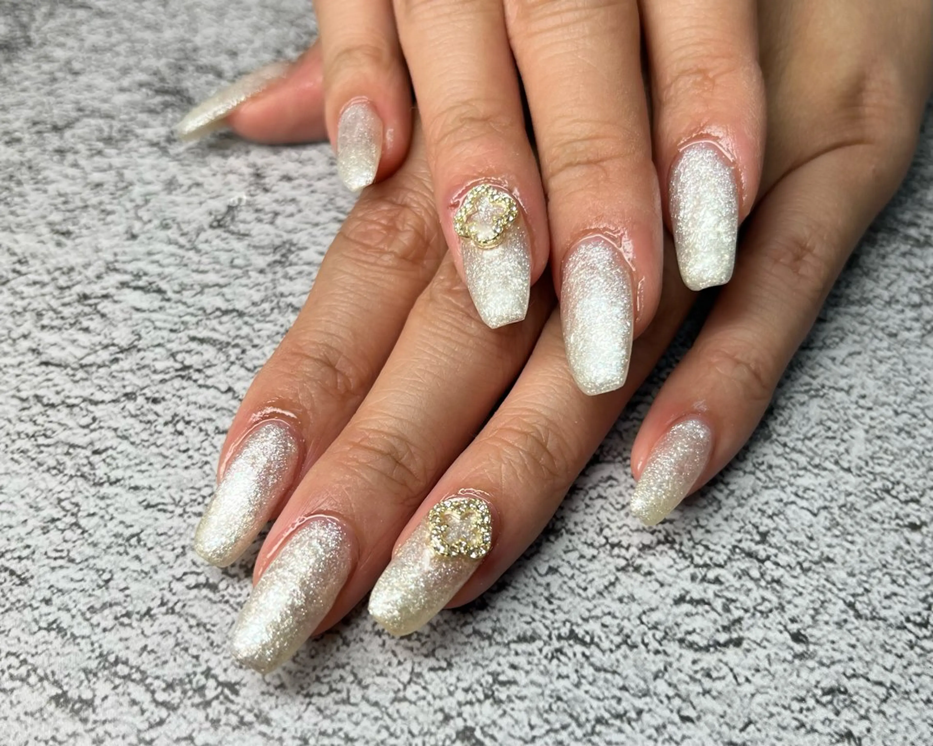 ネイル ハンドネイル Queen nail 北堀江 ASUKAのネイルデザイン
