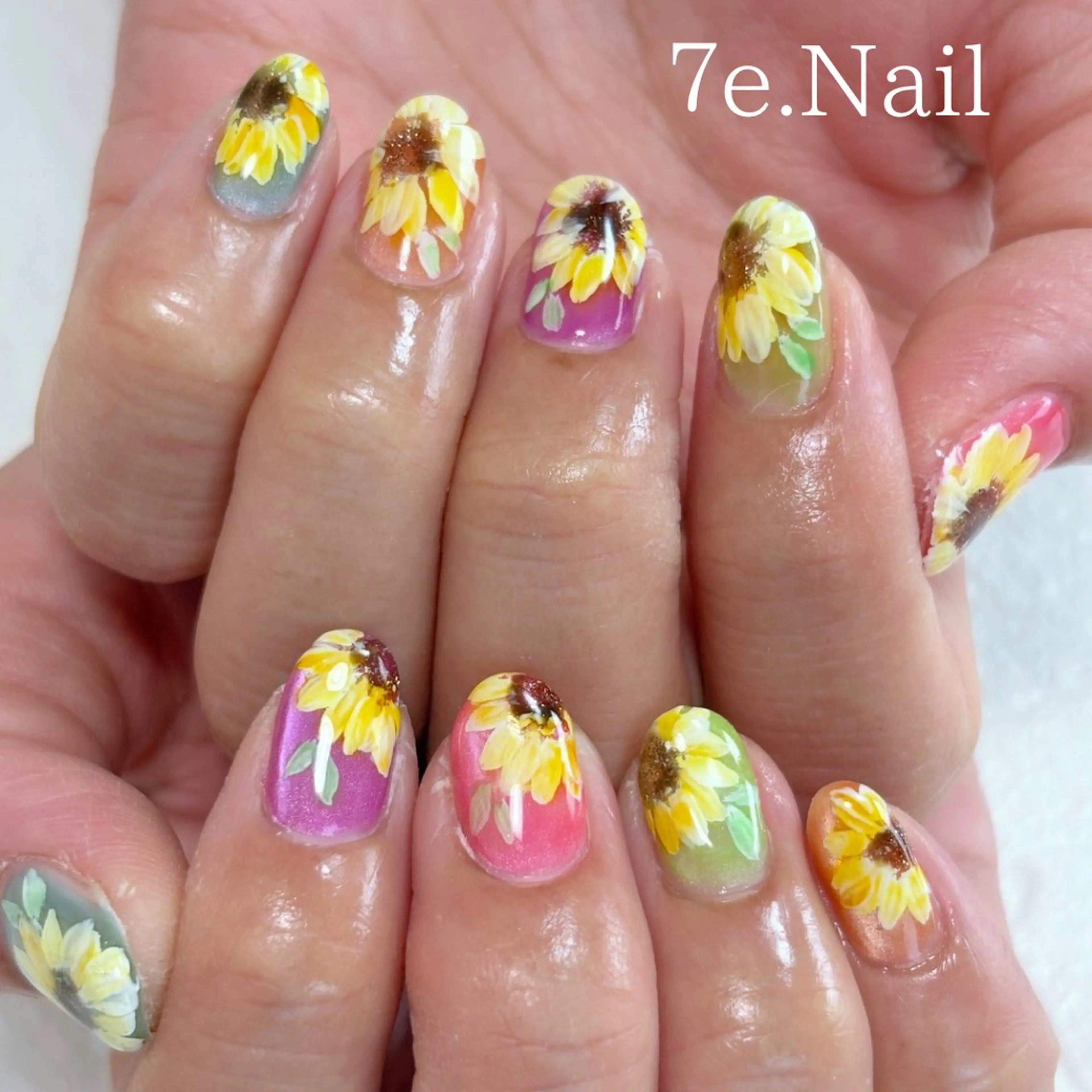 ネイル 7e. Nailのネイルデザイン