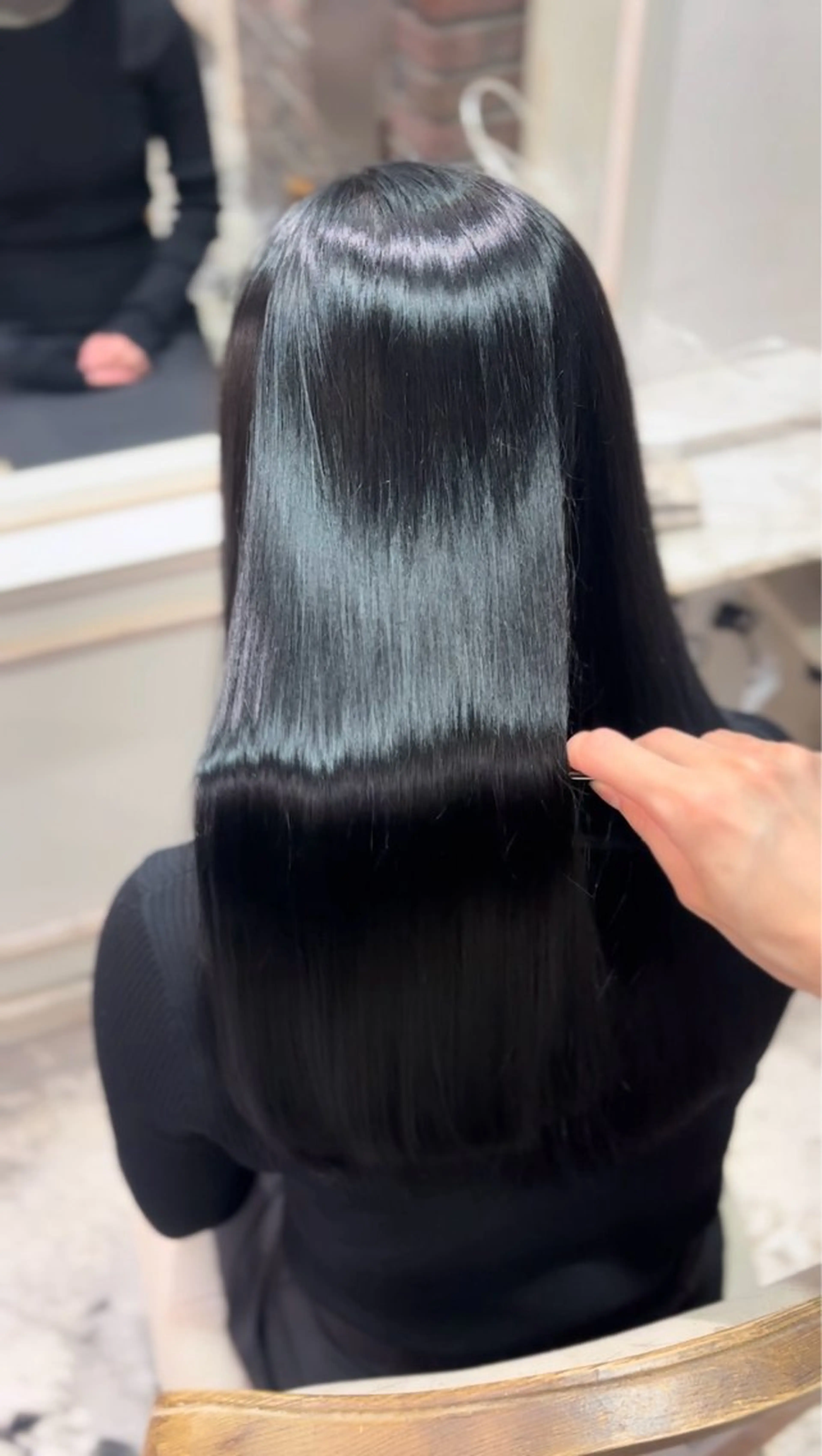ミディアム カット ヘアカラー 縮毛矯正 ⭐️ 傷まないカラー 美髪矯正 ⭐YUKIのヘアスタイル